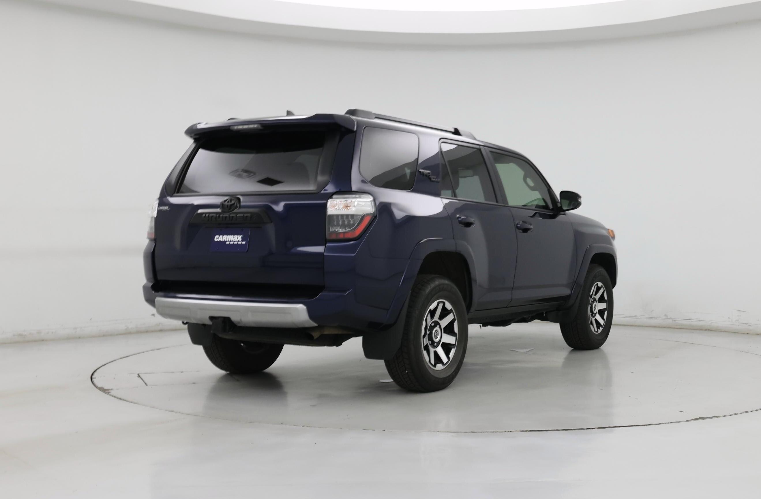 Thumbnail: 2023 Toyota 4Runner - 8
