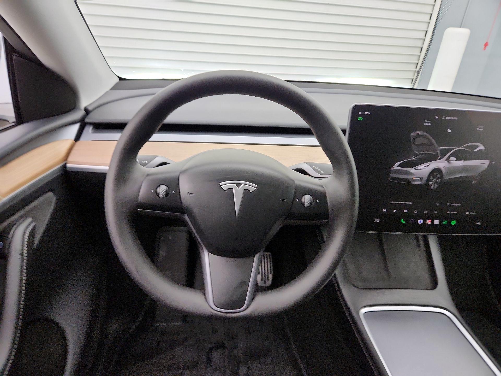 Thumbnail: 2023 Tesla Model Y - 10