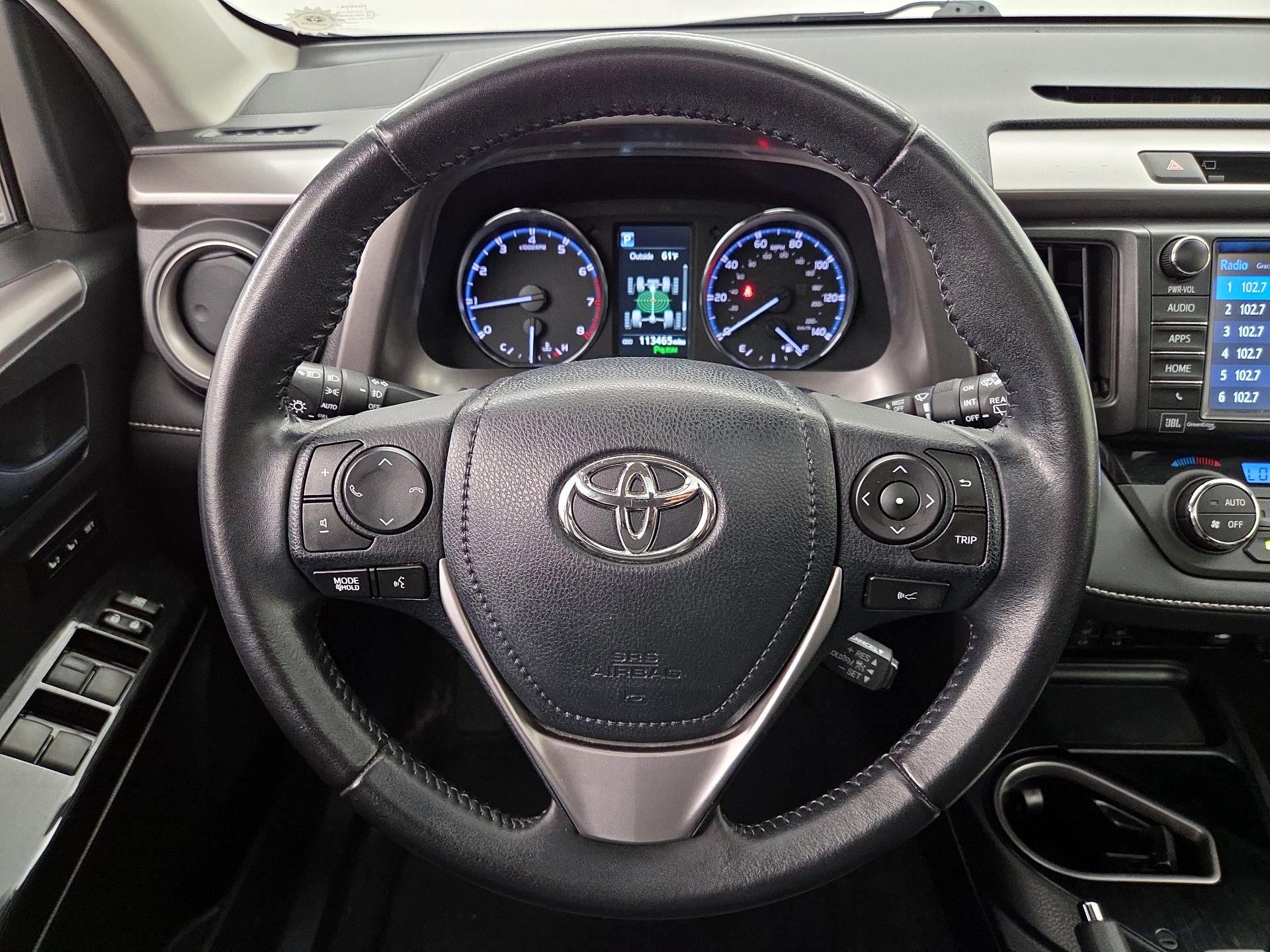 Thumbnail: 2017 Toyota RAV4 - 10
