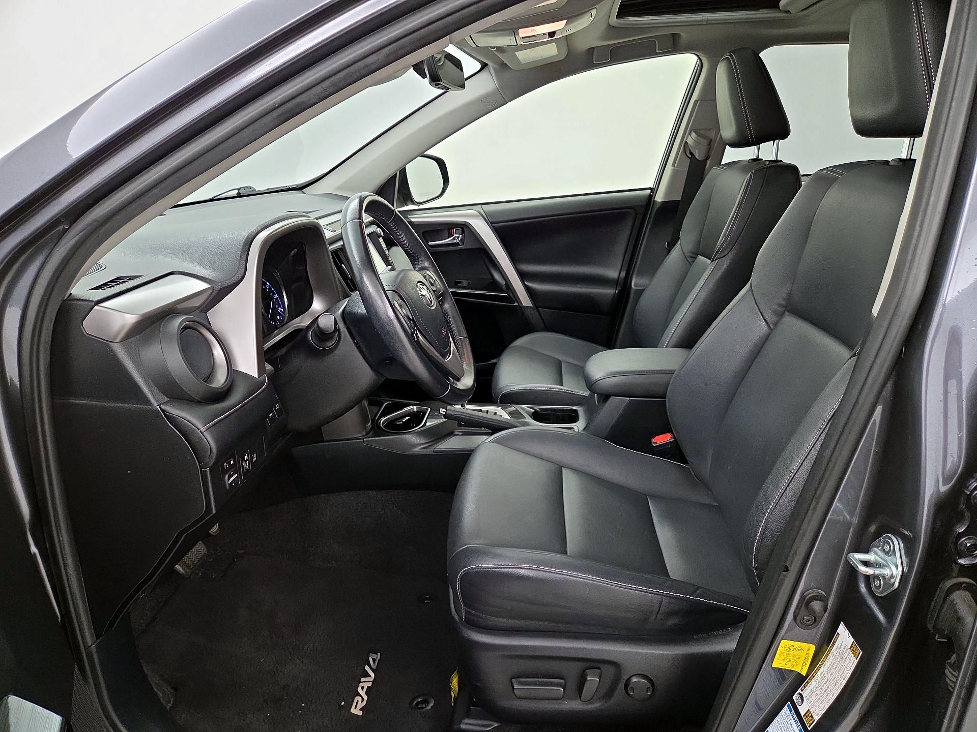 Thumbnail: 2017 Toyota RAV4 - 11
