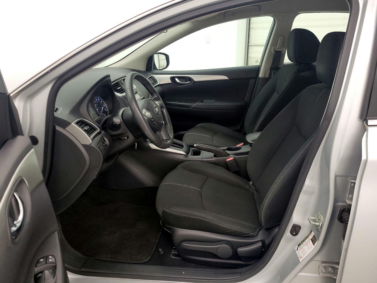 2018 Nissan Sentra S - Photo 12