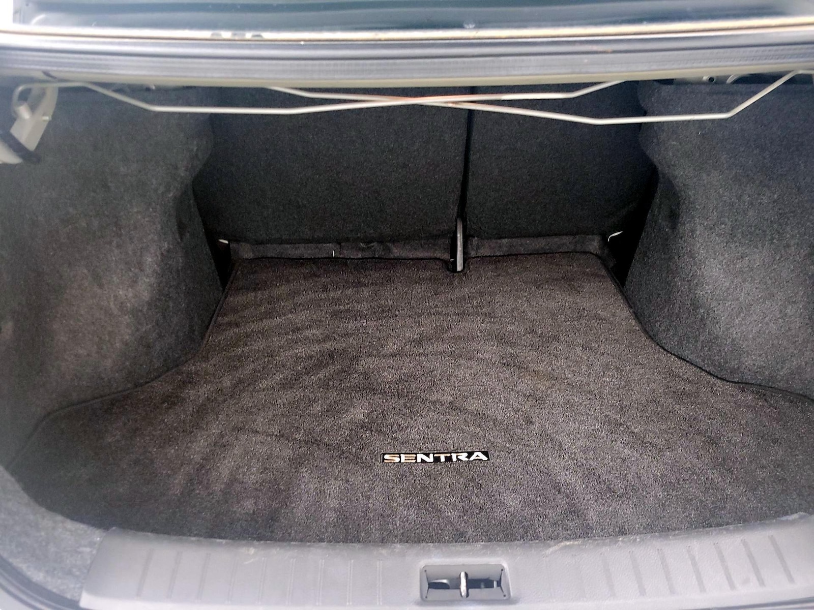 2018 Nissan Sentra S - Photo 21