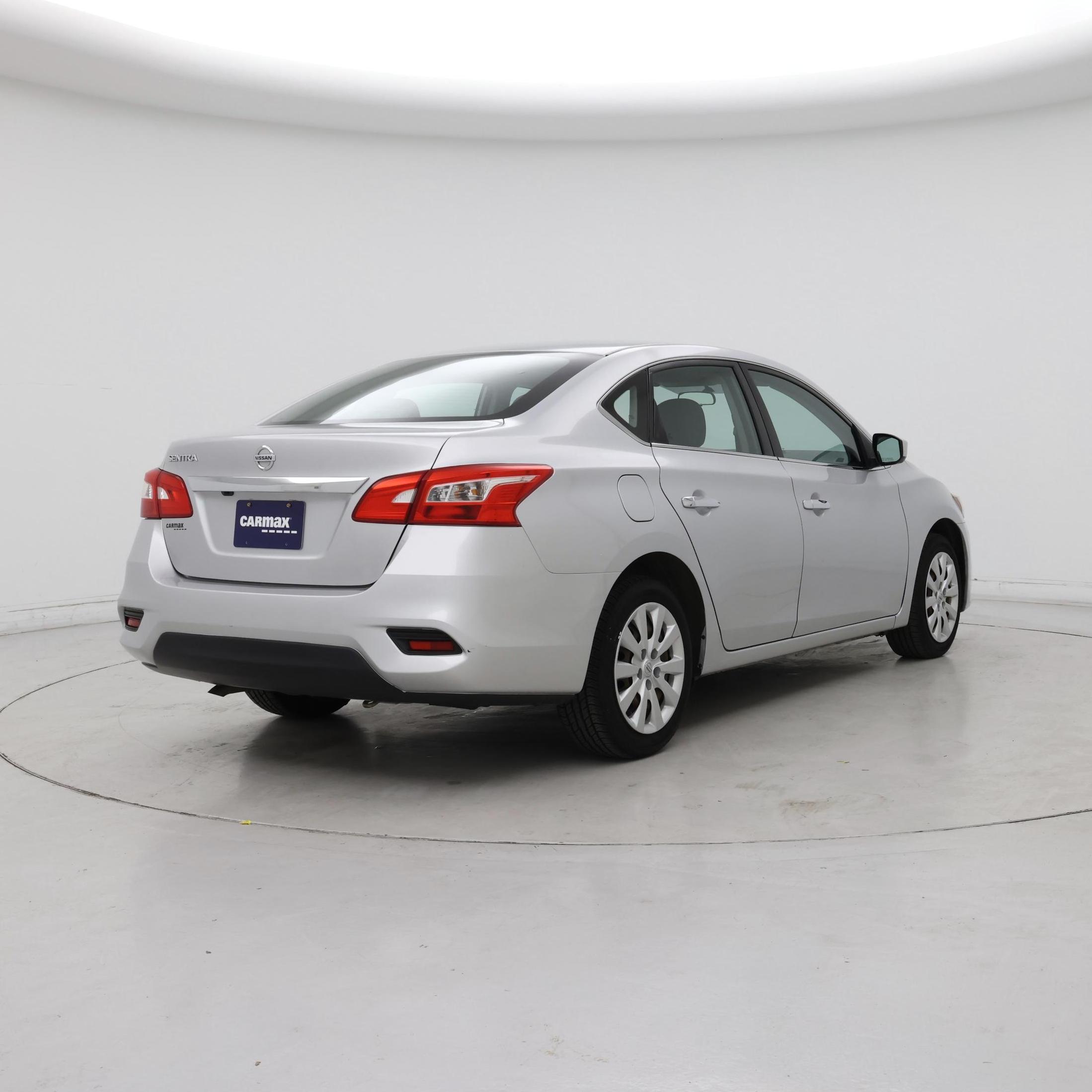 Thumbnail: 2018 Nissan Sentra - 8
