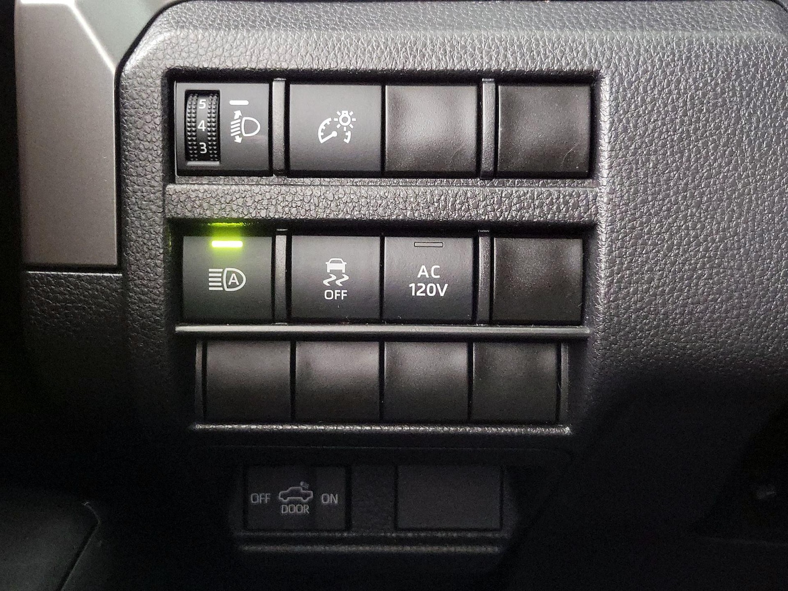 2024 Toyota Tacoma TRD Sport - Photo 14