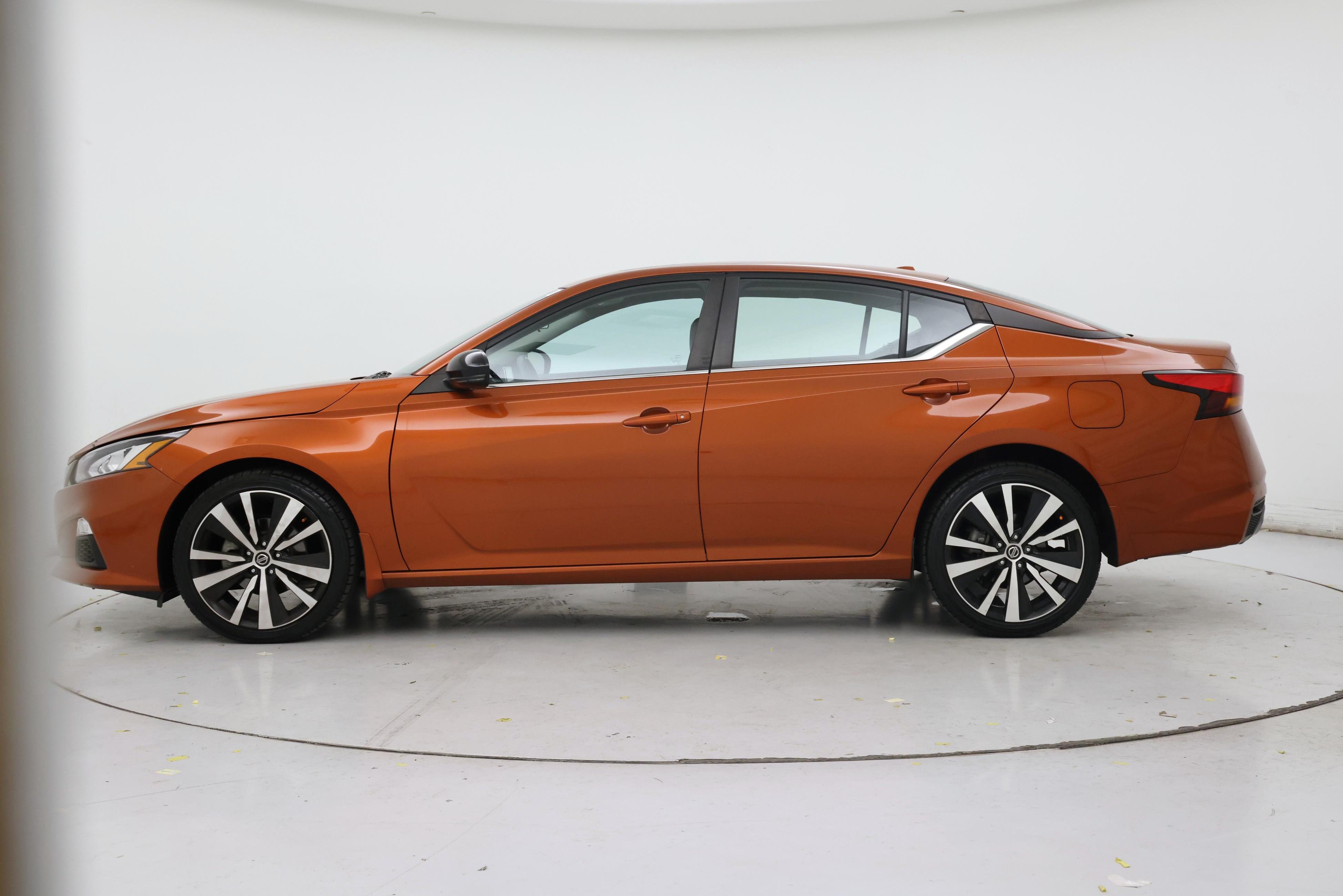 Thumbnail: 2021 Nissan Altima - 3