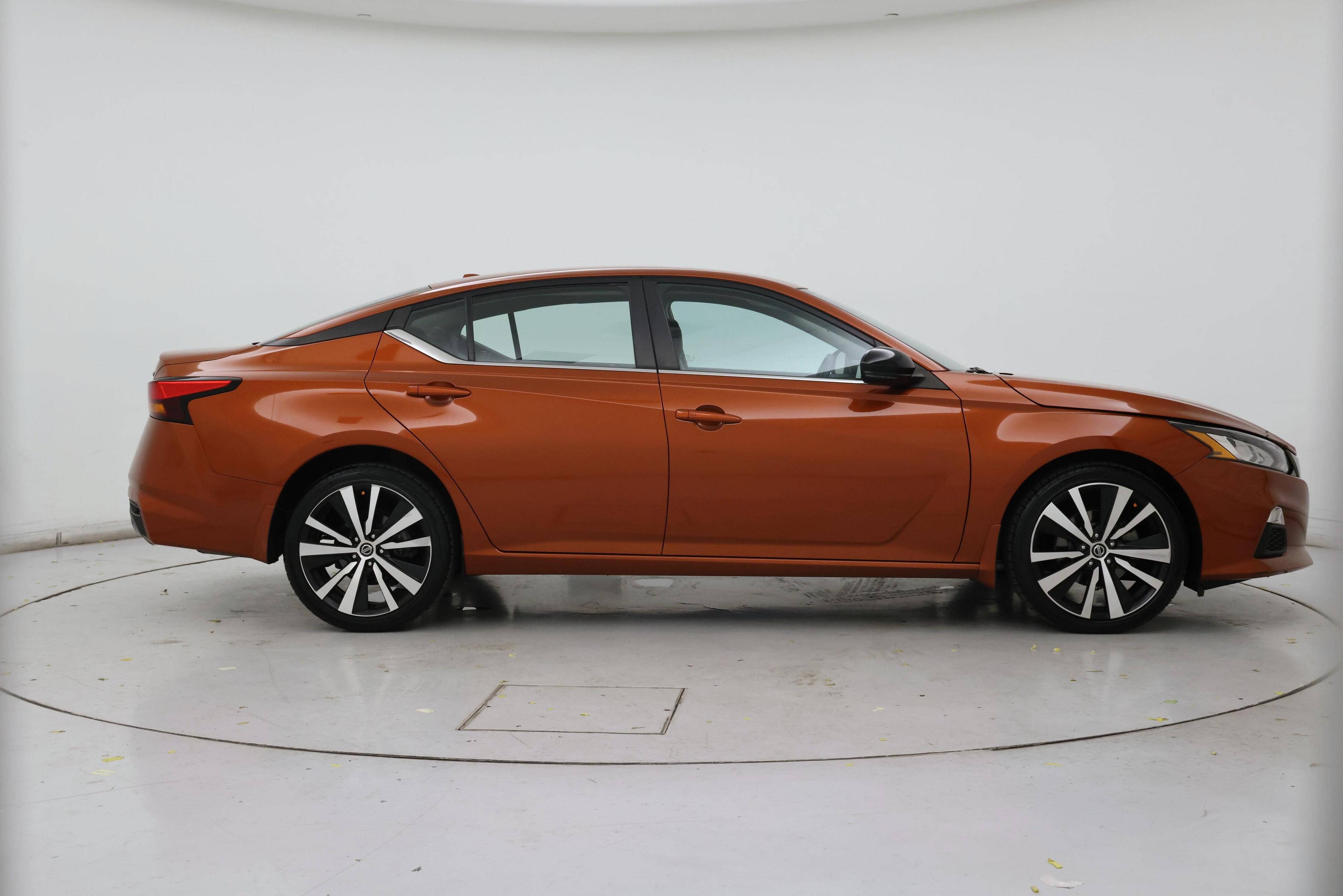 Thumbnail: 2021 Nissan Altima - 7