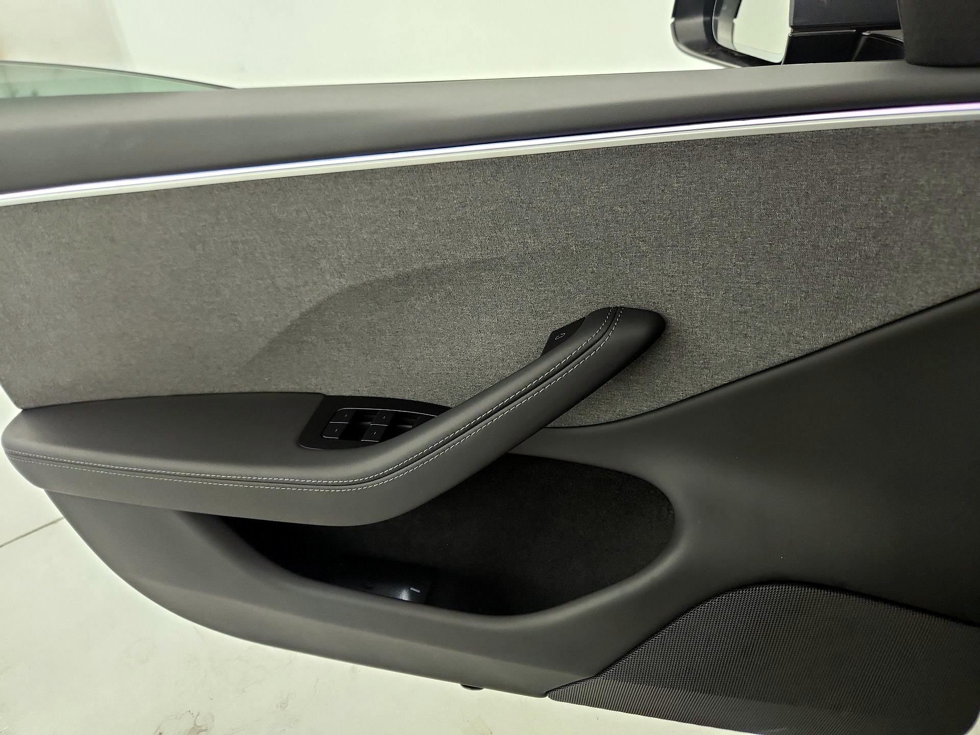 Thumbnail: 2024 Tesla Model 3 - 12