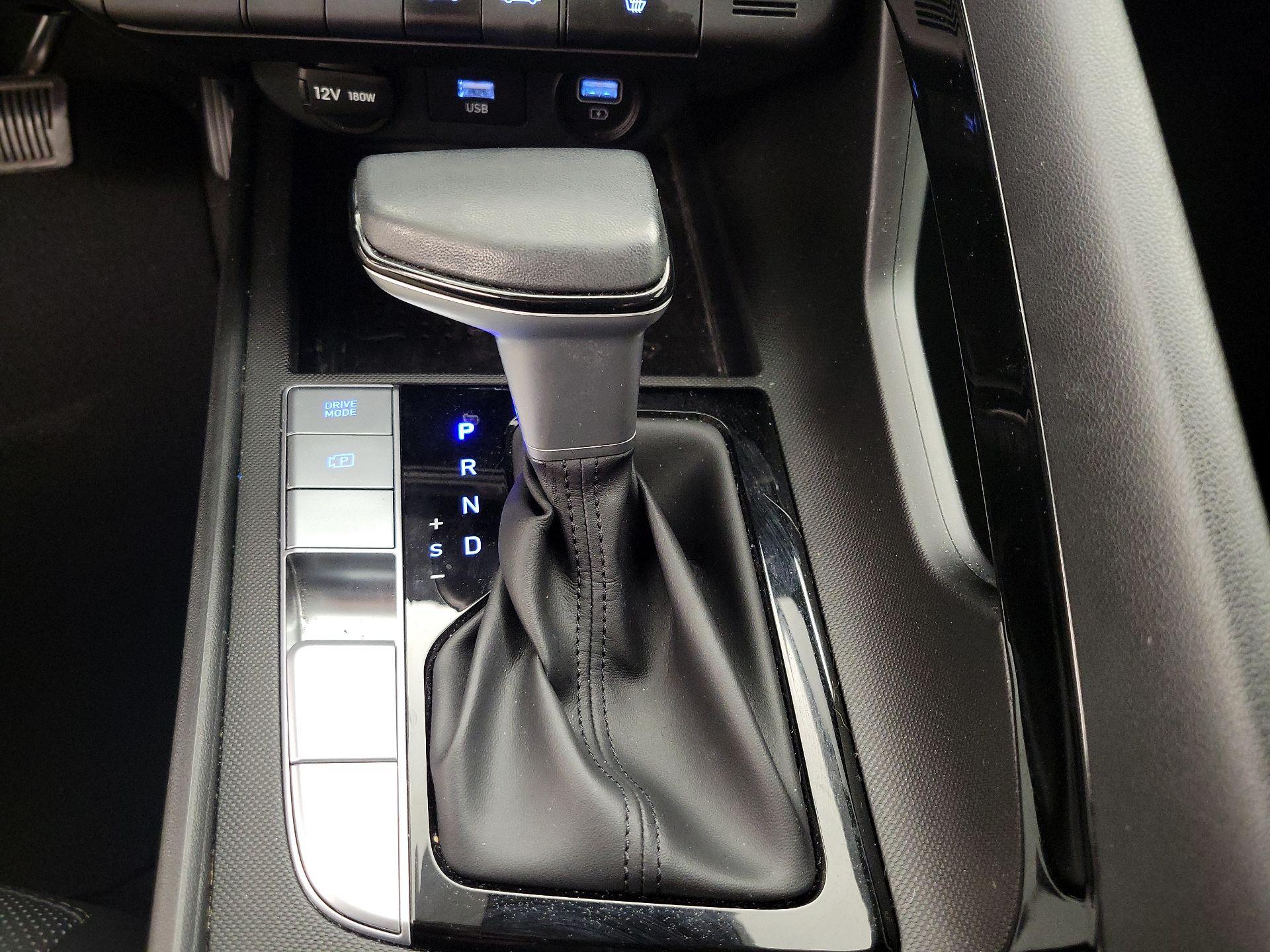 Thumbnail: 2023 Hyundai Elantra - 18