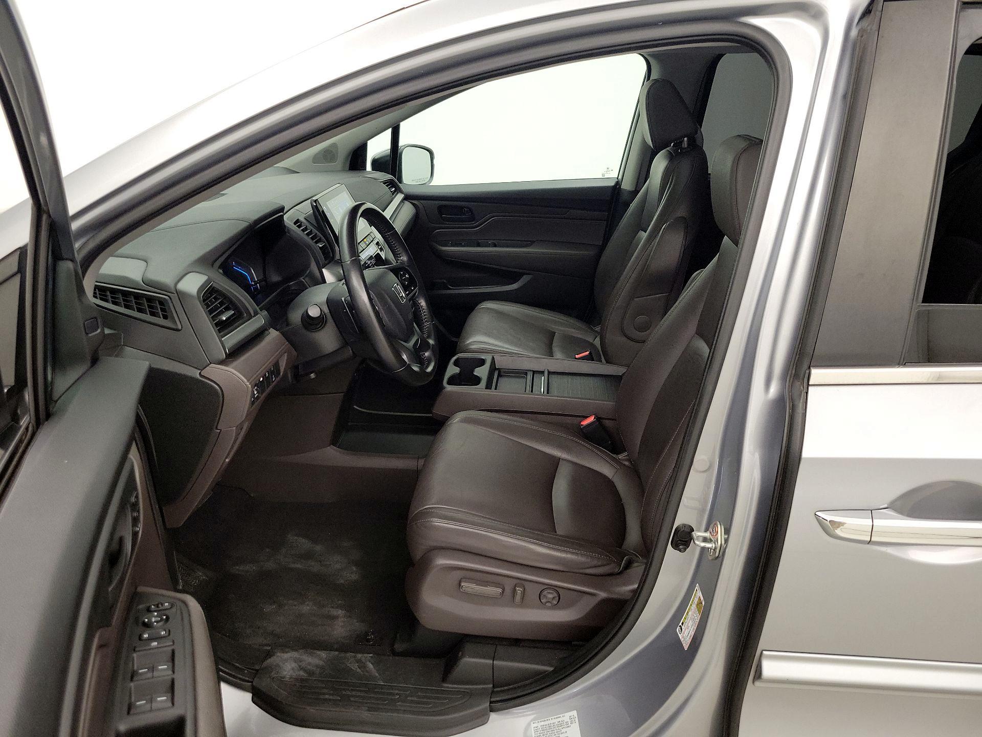 Thumbnail: 2019 Honda Odyssey - 11