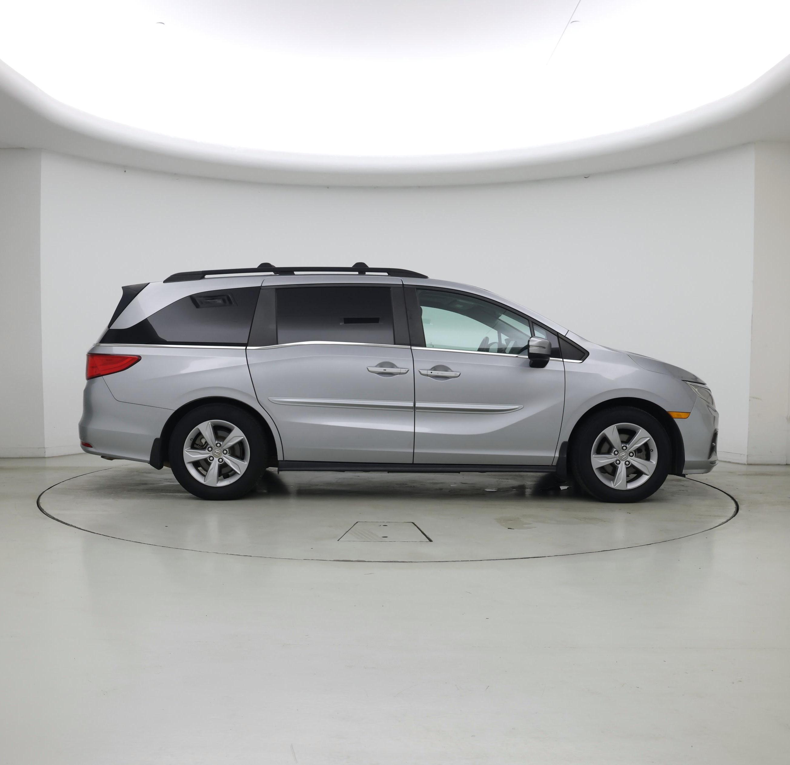 Thumbnail: 2019 Honda Odyssey - 7