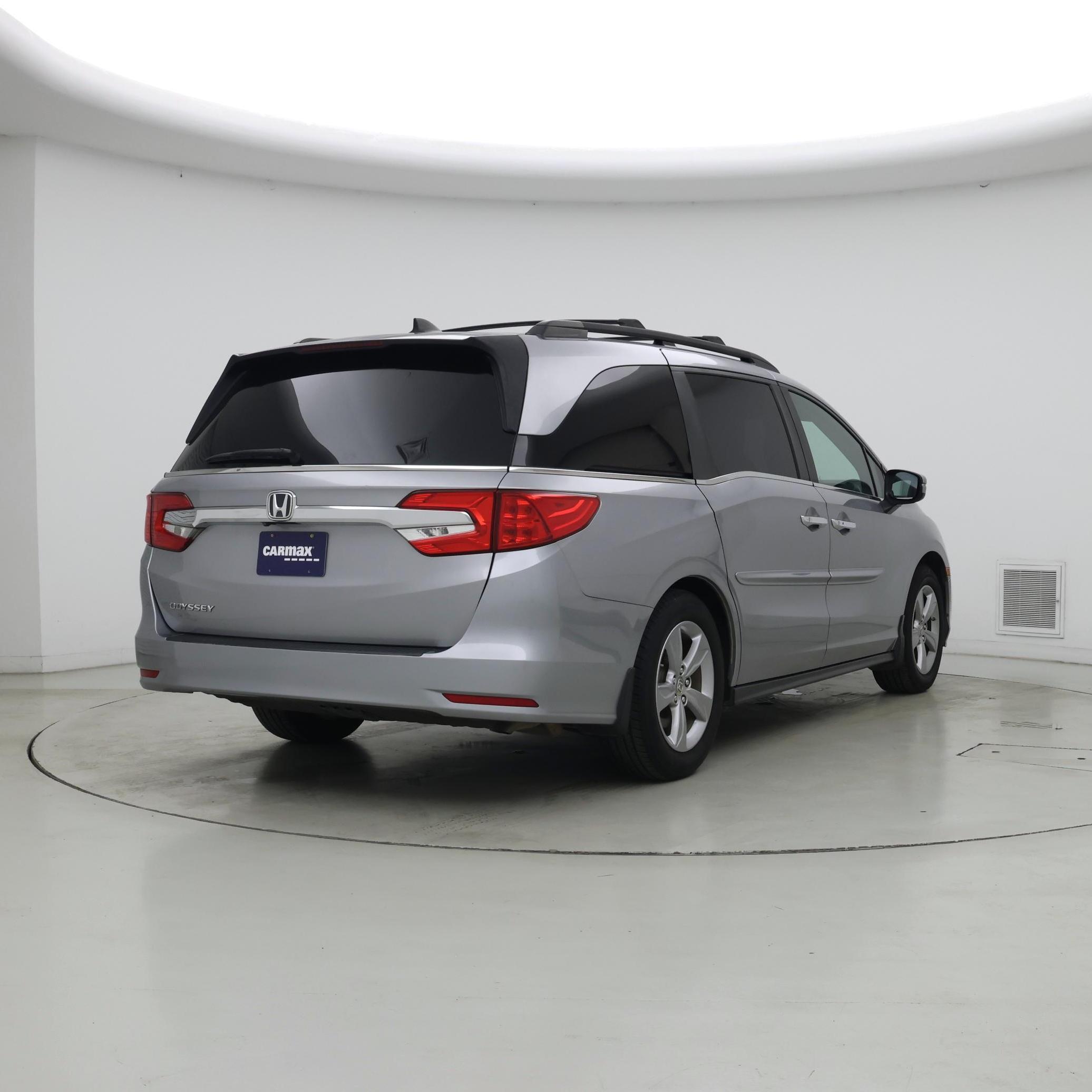 Thumbnail: 2019 Honda Odyssey - 8