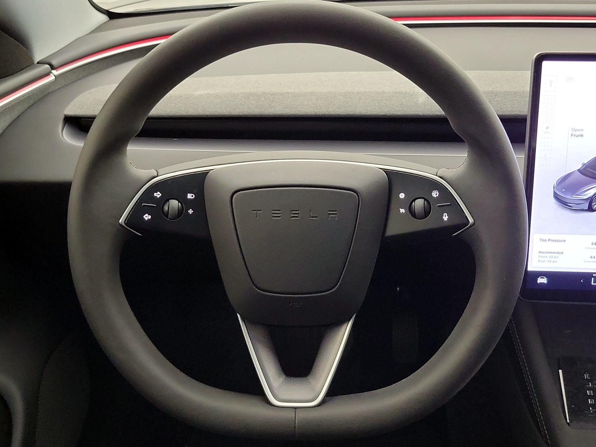 Thumbnail: 2025 Tesla Model 3 - 10