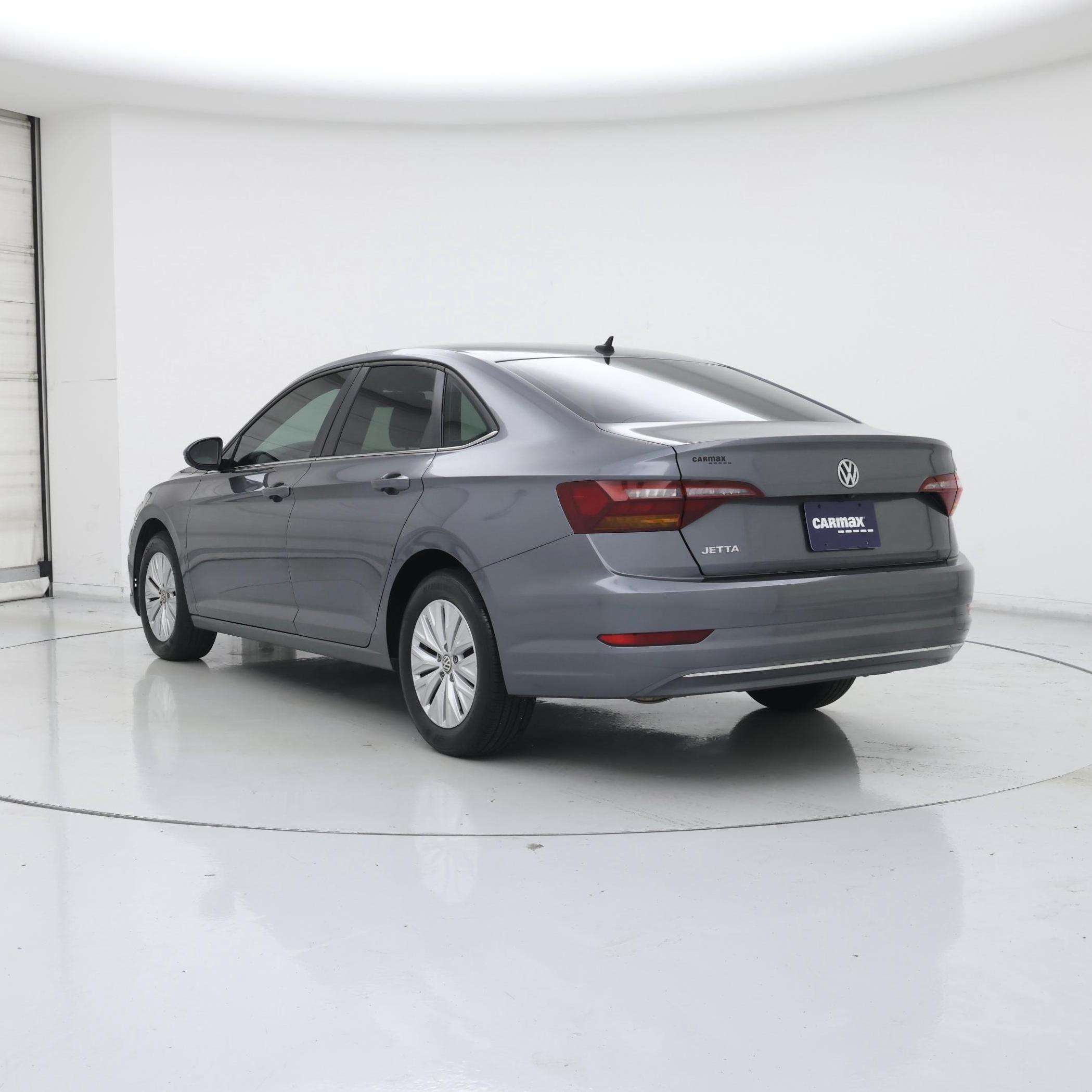 Thumbnail: 2019 Volkswagen Jetta - 2