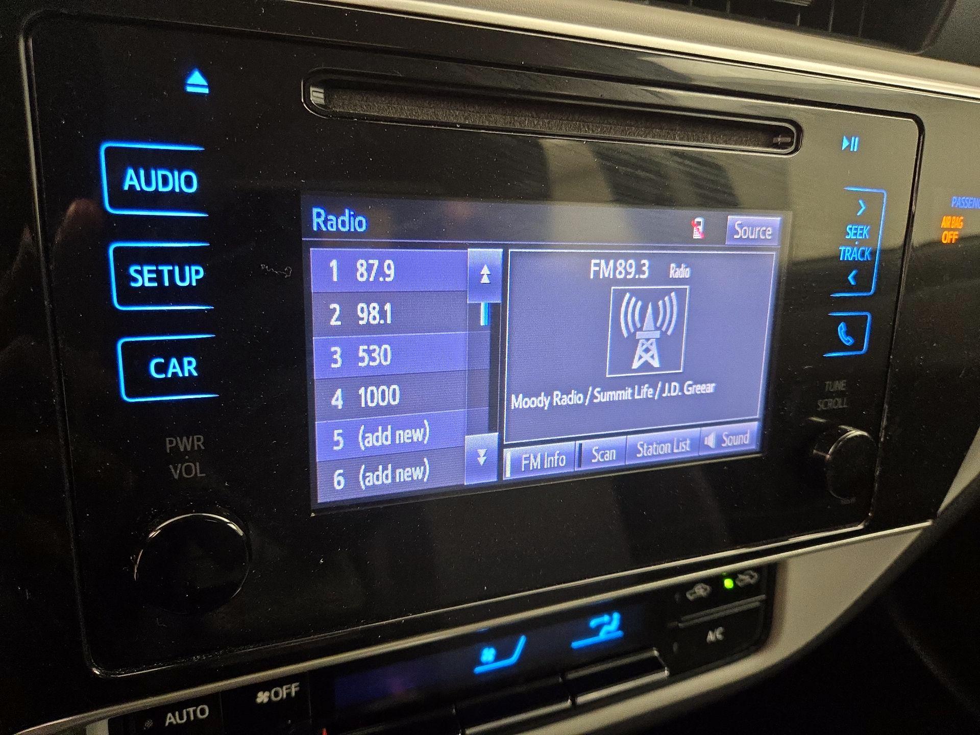 Thumbnail: 2019 Toyota Corolla - 15