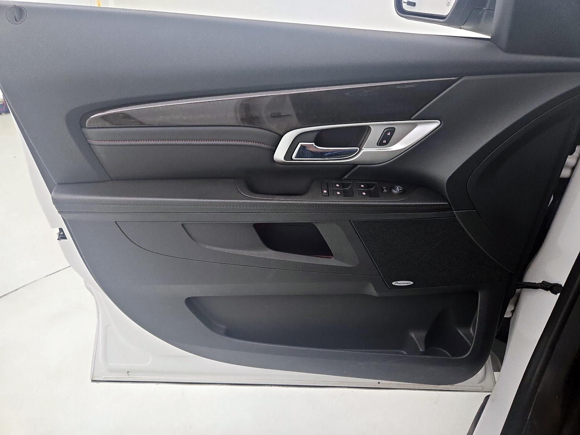 Thumbnail: 2016 GMC Terrain - 12