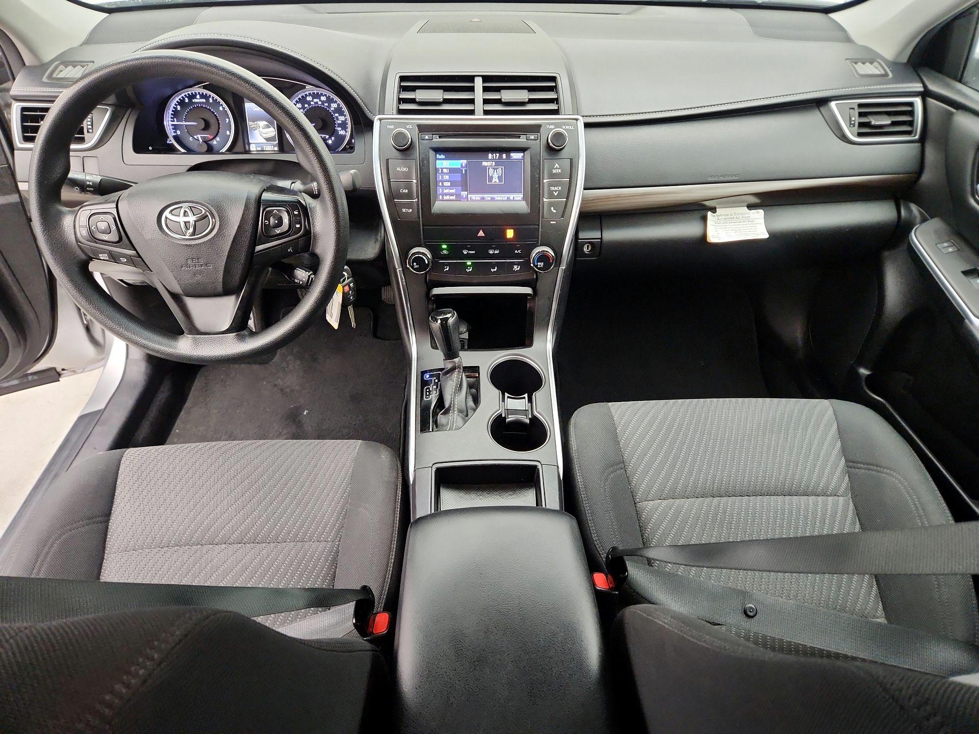 Thumbnail: 2016 Toyota Camry - 9