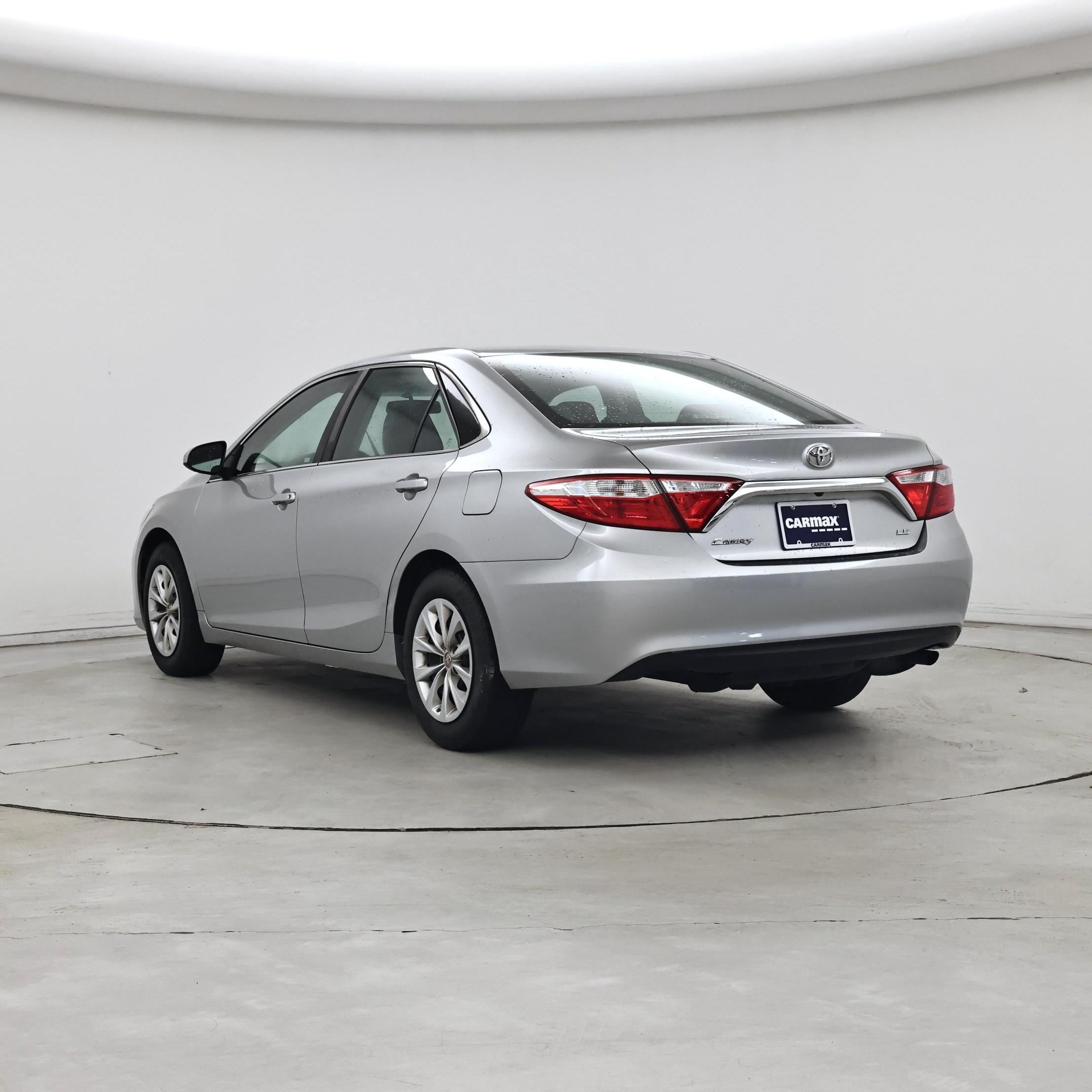Thumbnail: 2016 Toyota Camry - 2