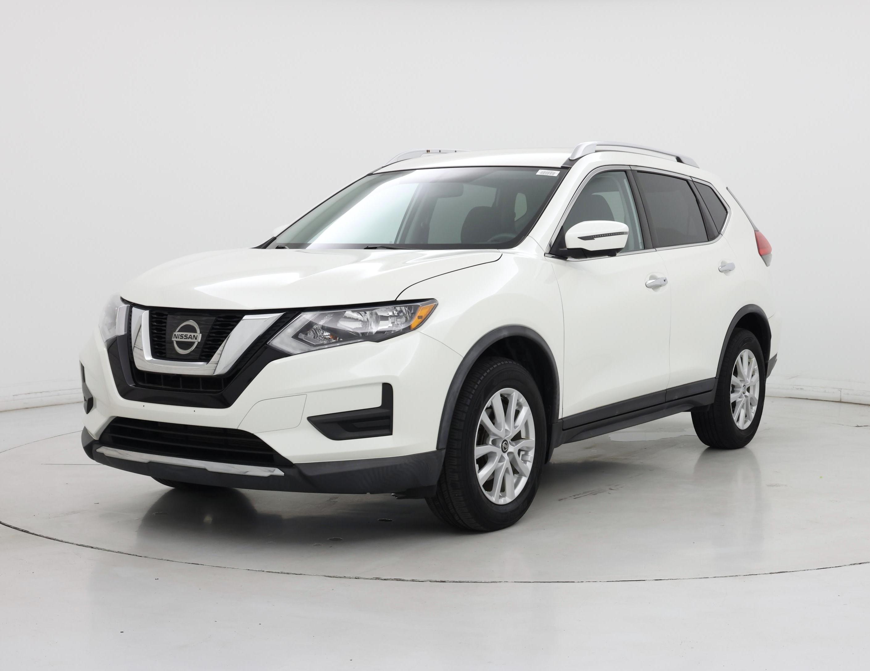 Thumbnail: 2017 Nissan Rogue - 4