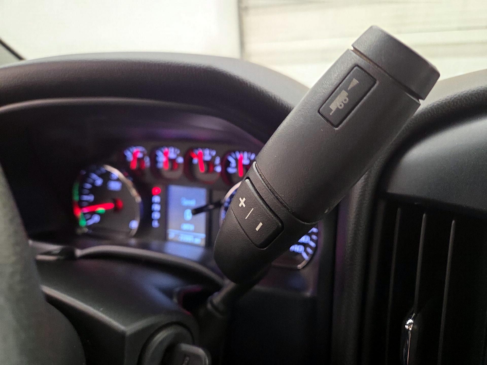 Thumbnail: 2018 GMC Sierra 1500 - 15