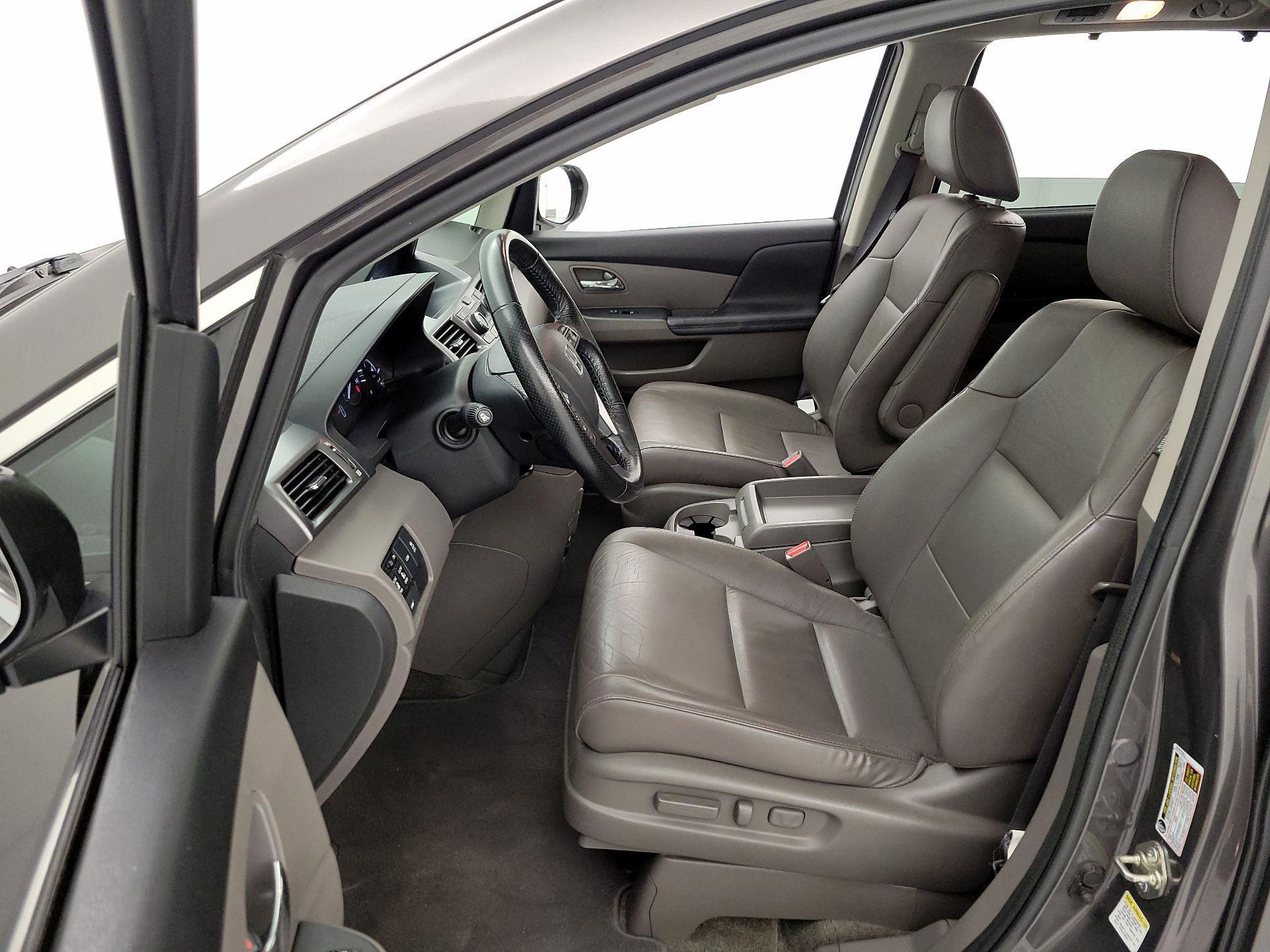 Thumbnail: 2014 Honda Odyssey - 11