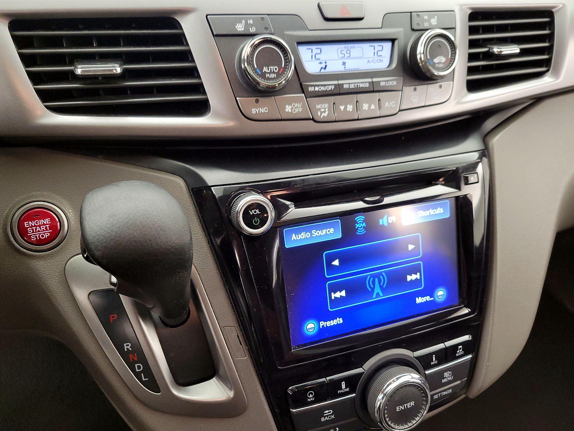 Thumbnail: 2014 Honda Odyssey - 17