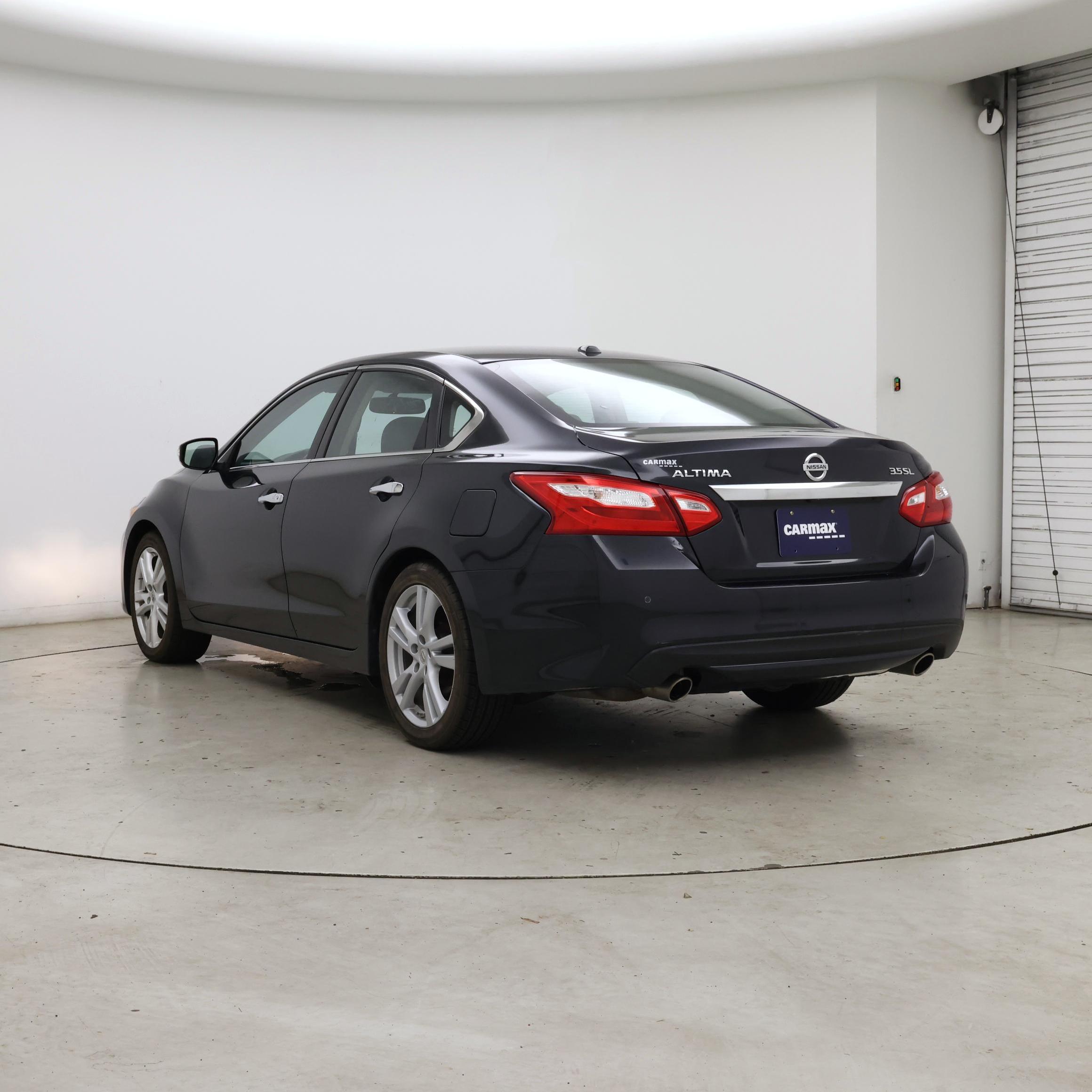 Thumbnail: 2016 Nissan Altima - 2