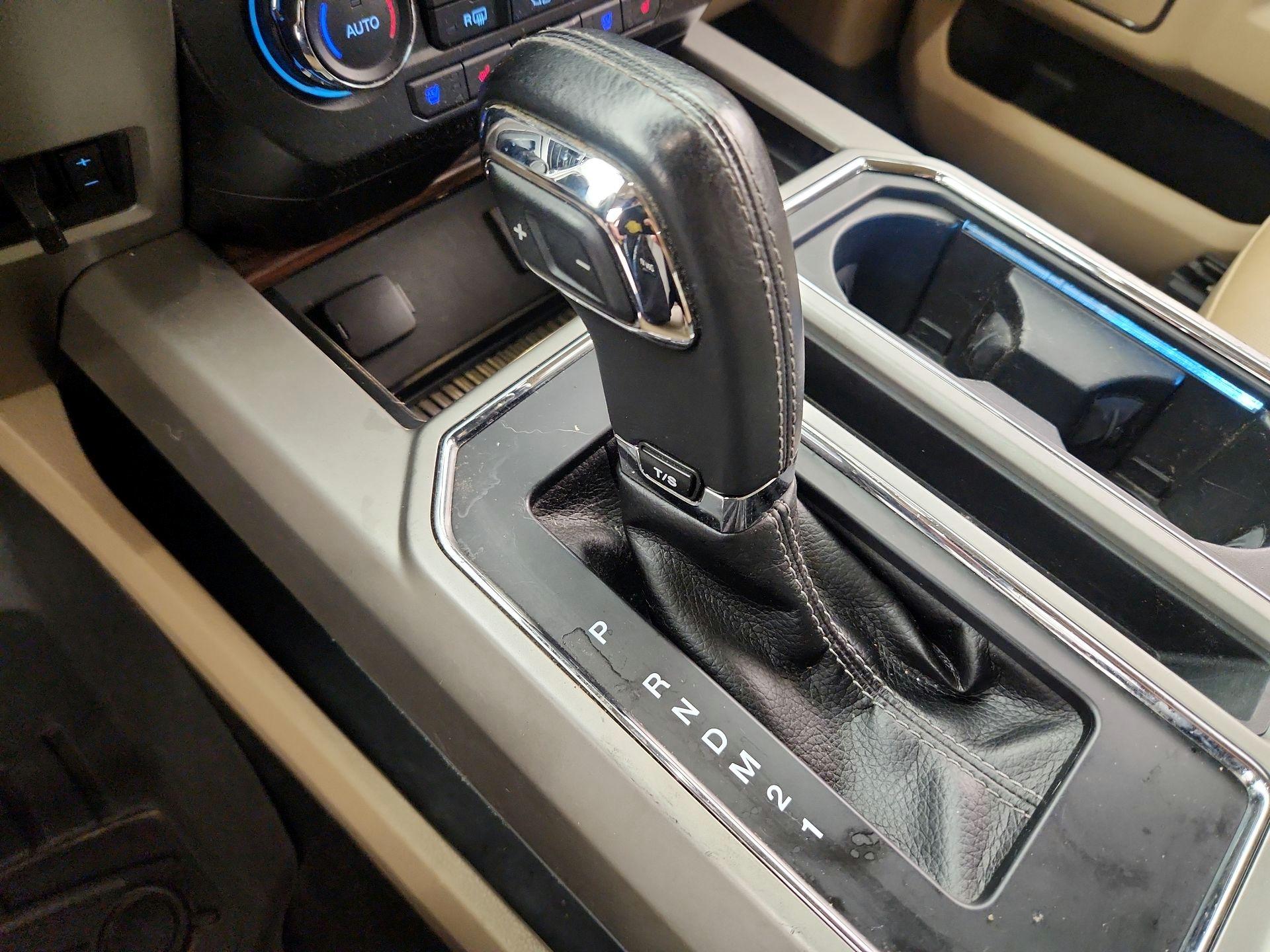 Thumbnail: 2015 Ford F-150 - 17