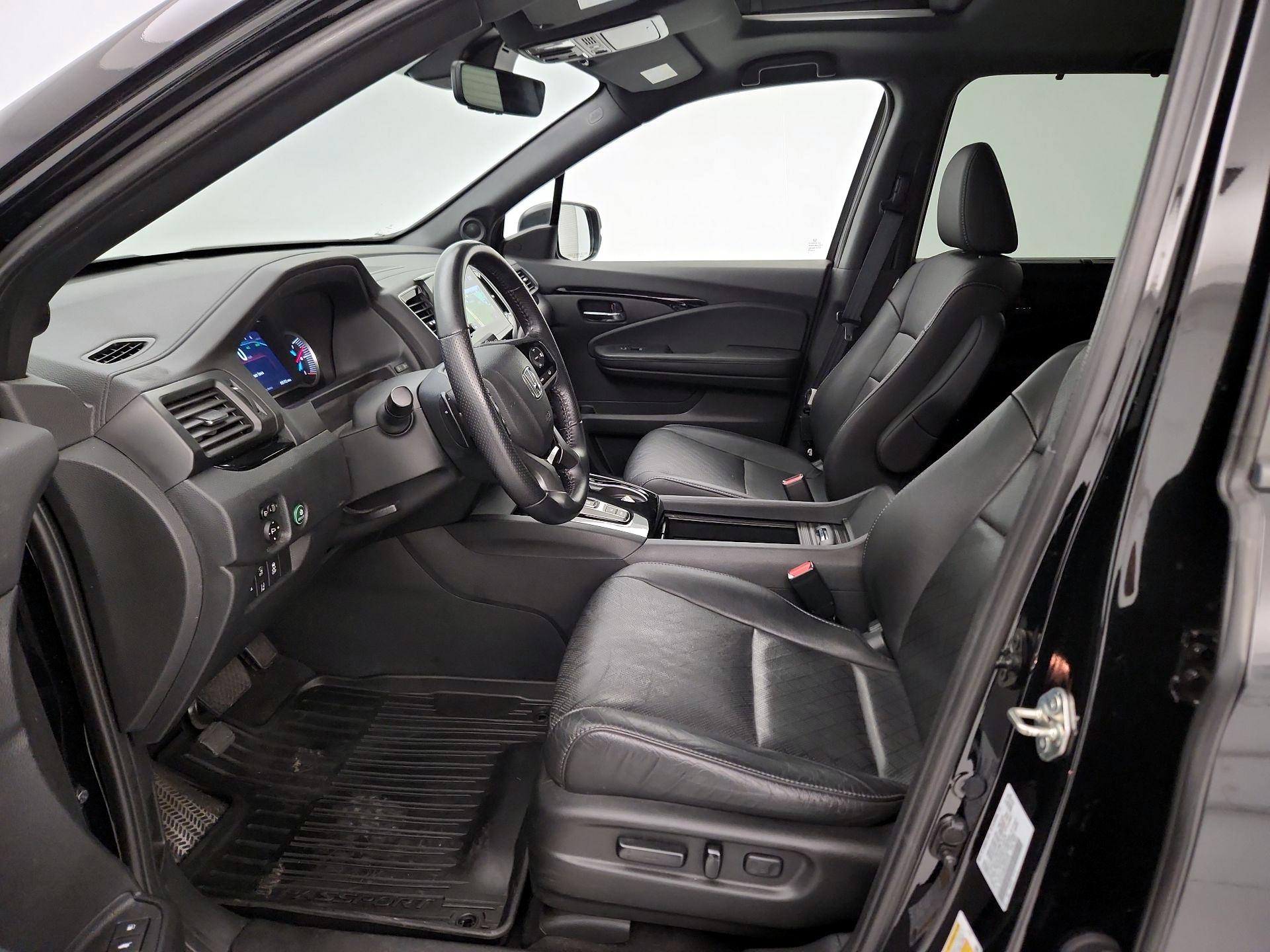 Thumbnail: 2020 Honda Passport - 11