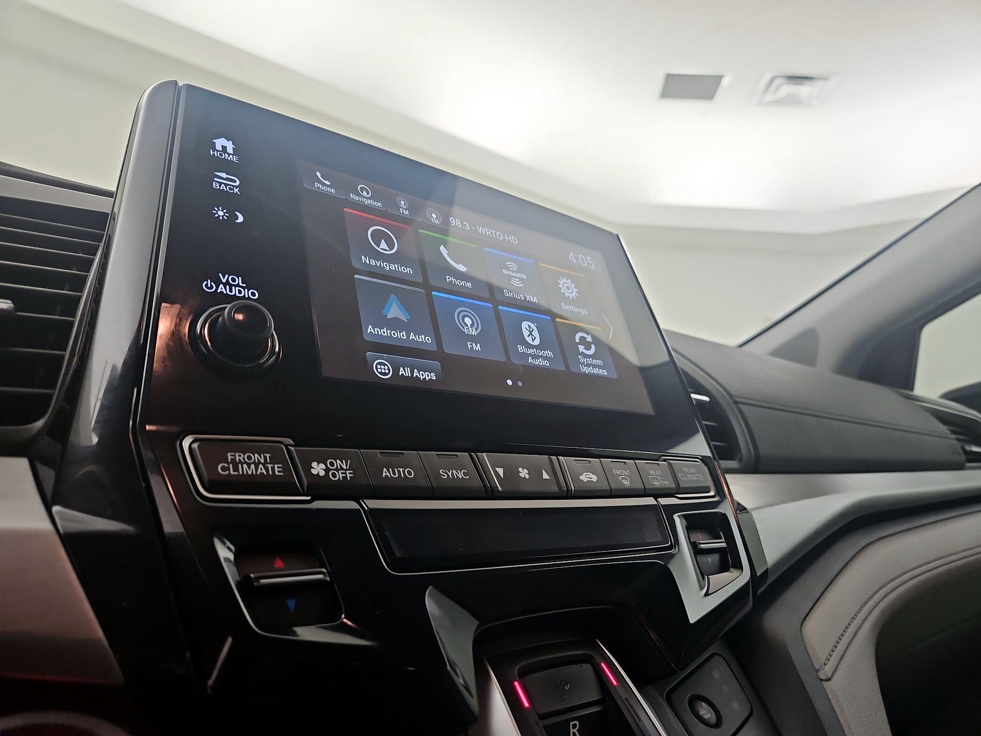 Thumbnail: 2019 Honda Odyssey - 15