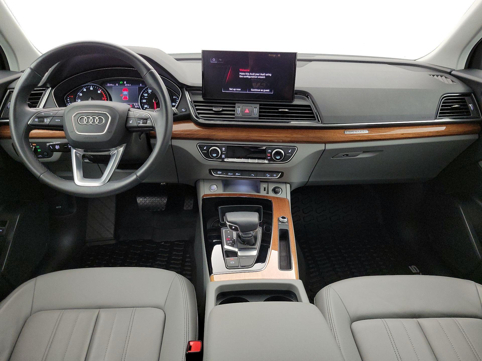 Thumbnail: 2023 Audi Q5 - 9