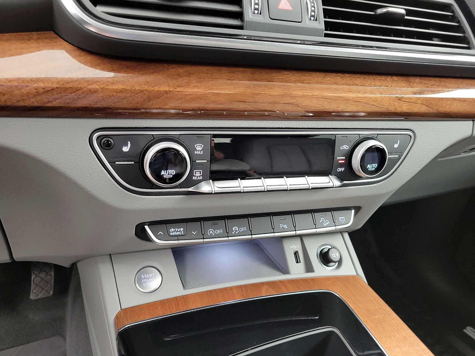 Thumbnail: 2023 Audi Q5 - 16