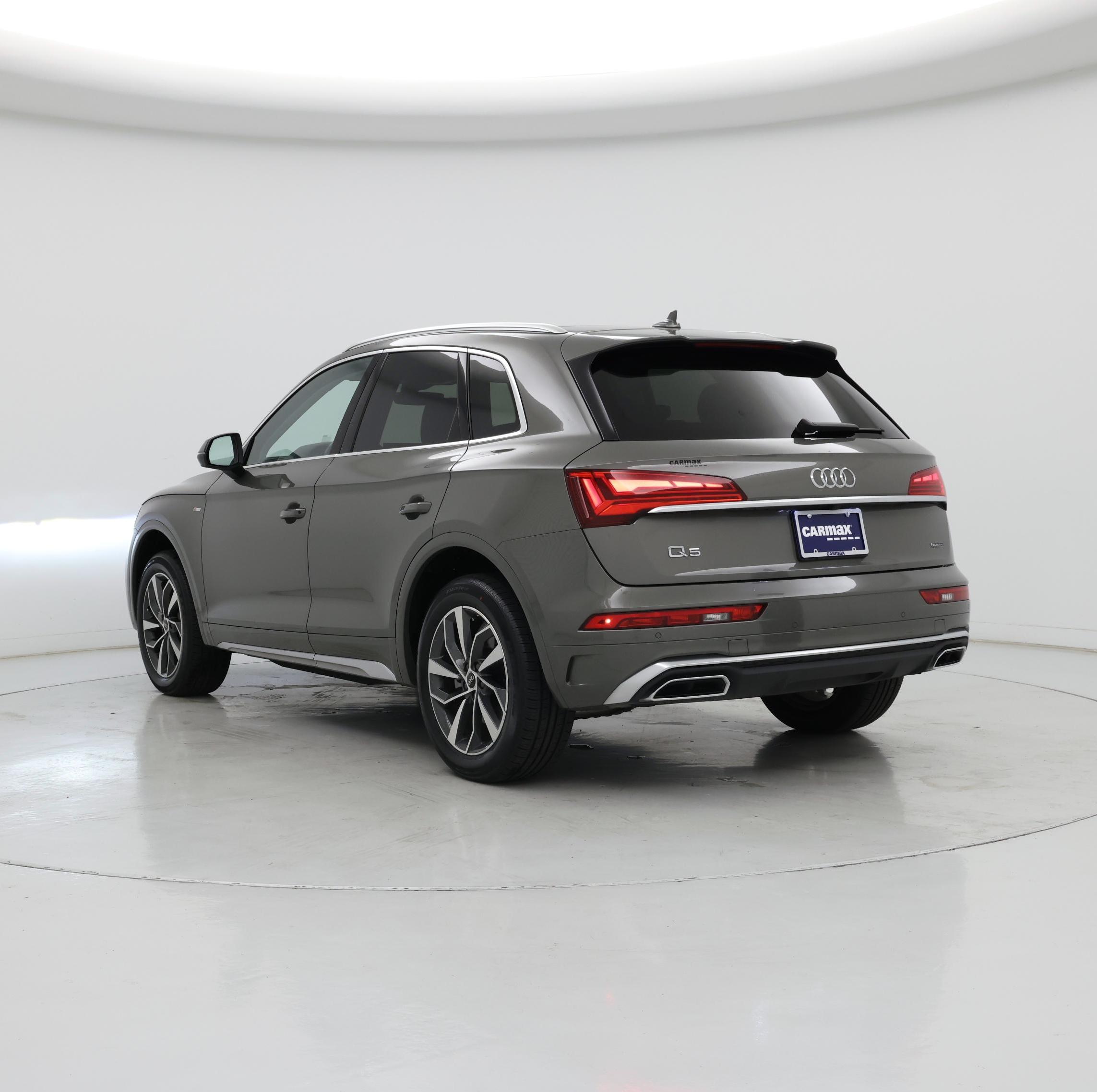 Thumbnail: 2023 Audi Q5 - 2