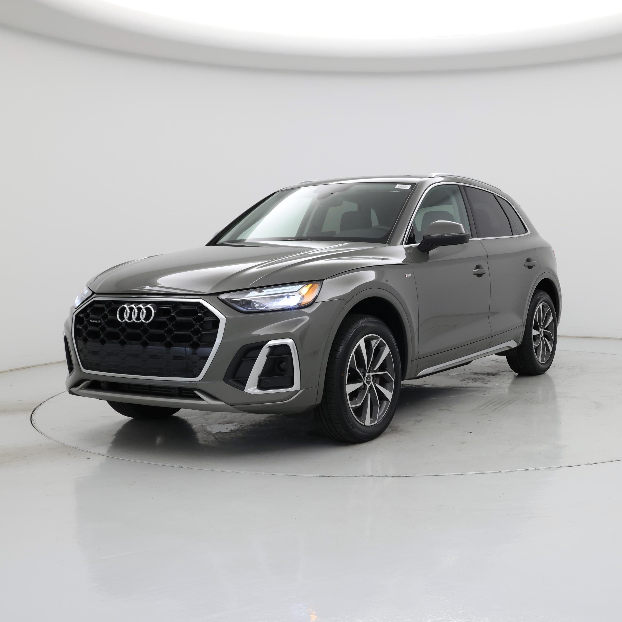 Thumbnail: 2023 Audi Q5 - 4