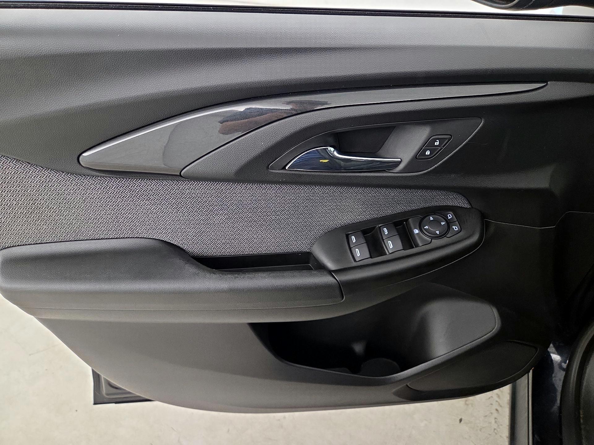 Thumbnail: 2021 Chevrolet TrailBlazer - 12