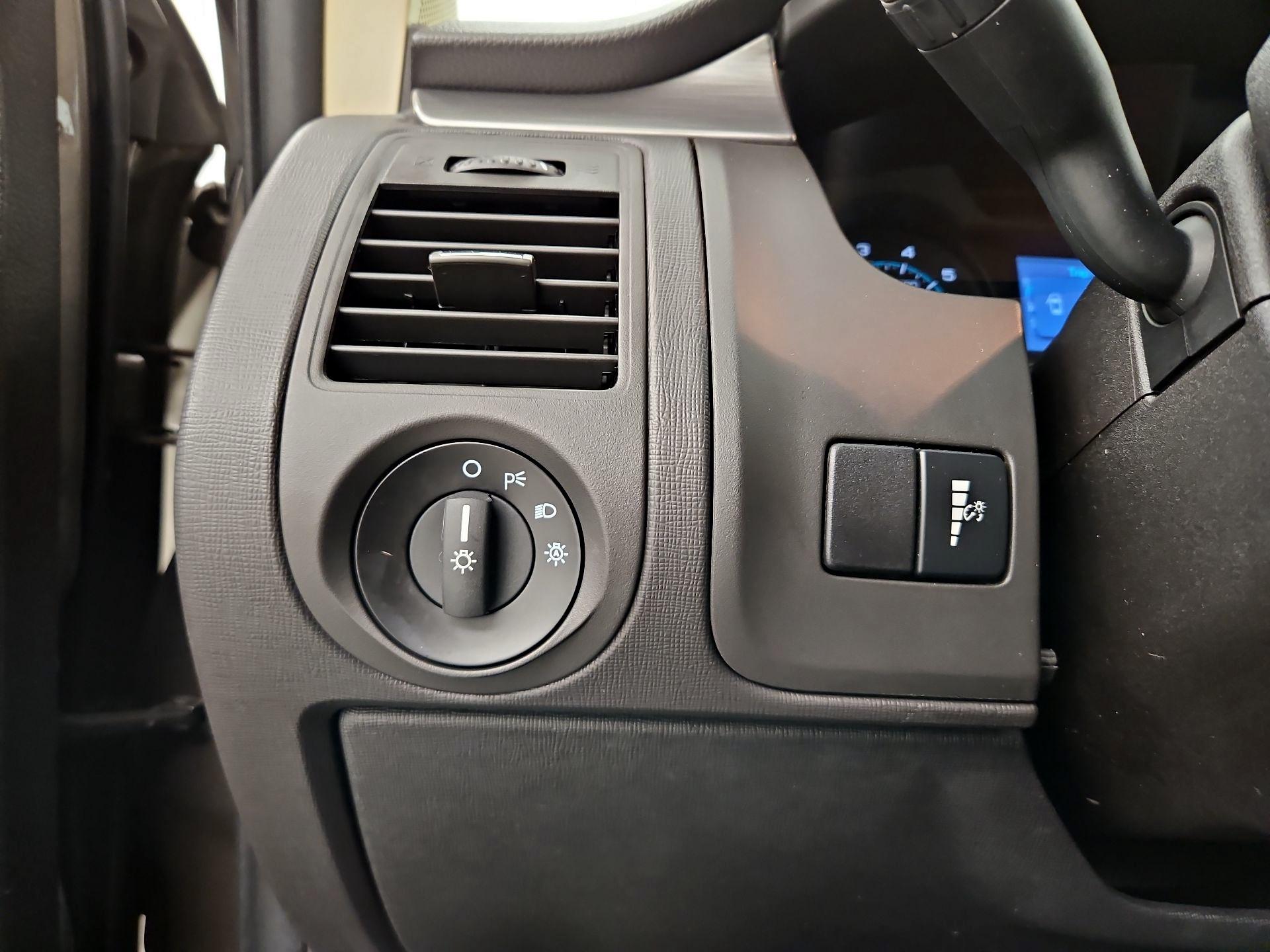 Thumbnail: 2014 Ford Flex - 13
