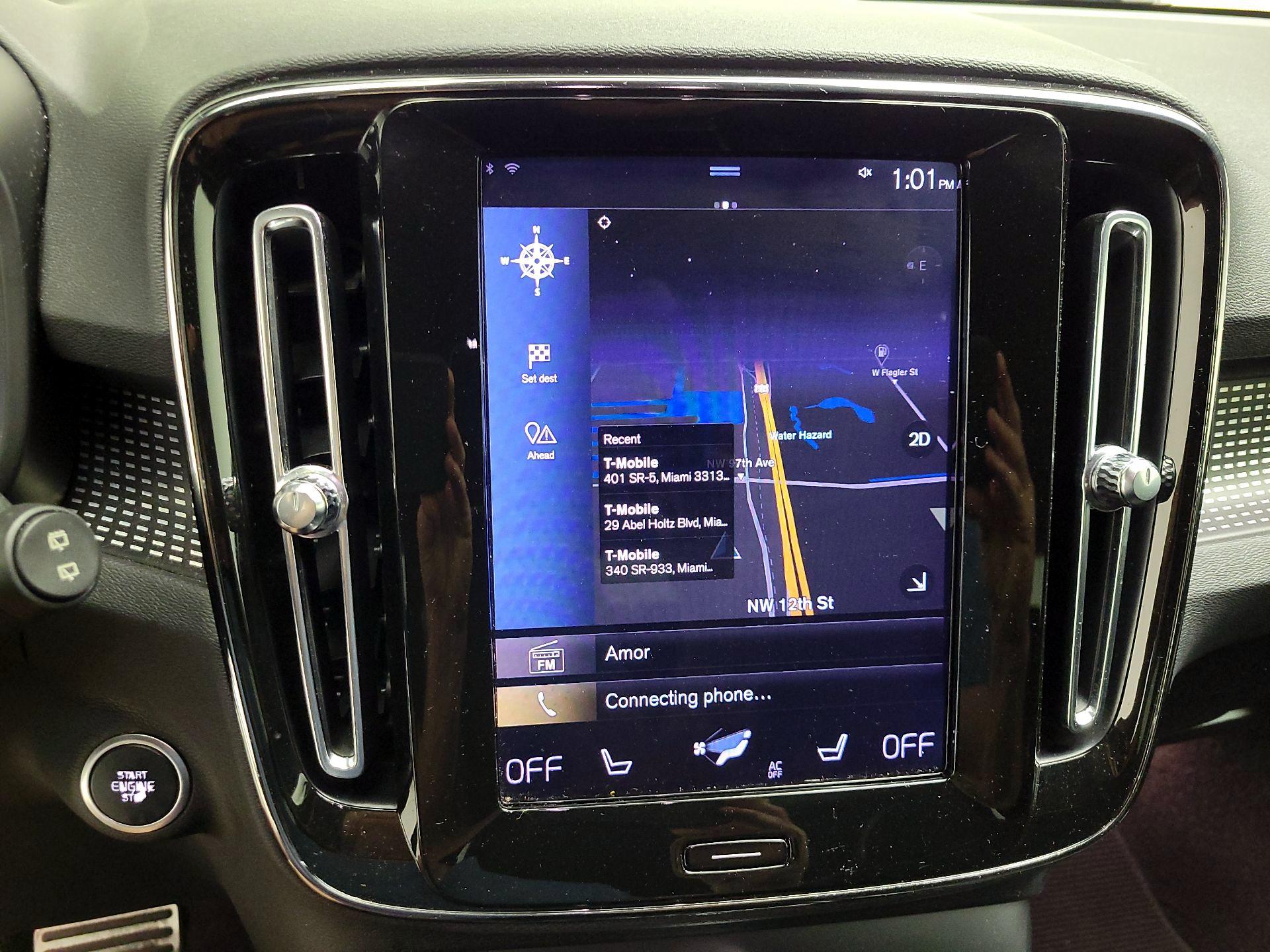 Thumbnail: 2019 Volvo XC40 - 15