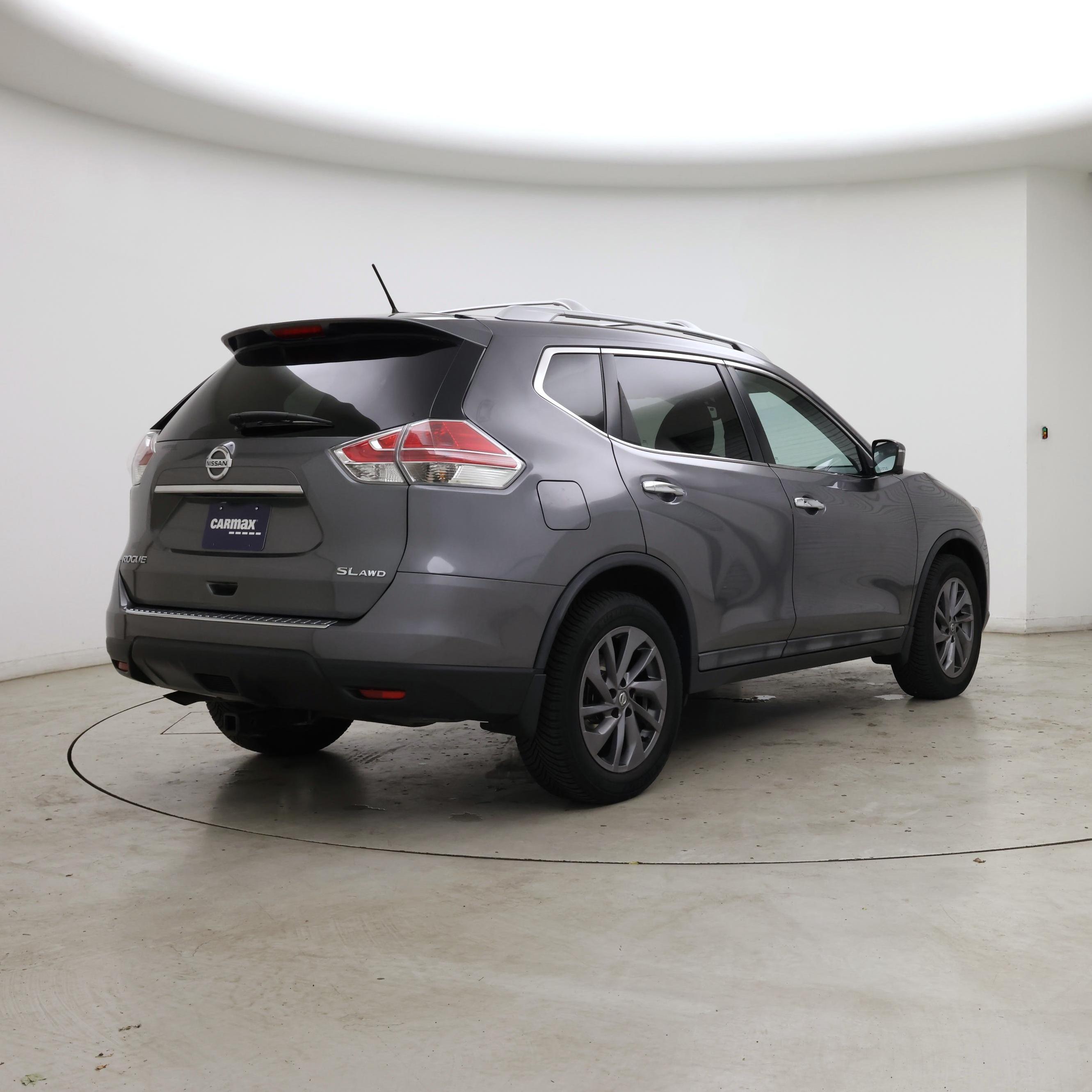Thumbnail: 2016 Nissan Rogue - 8