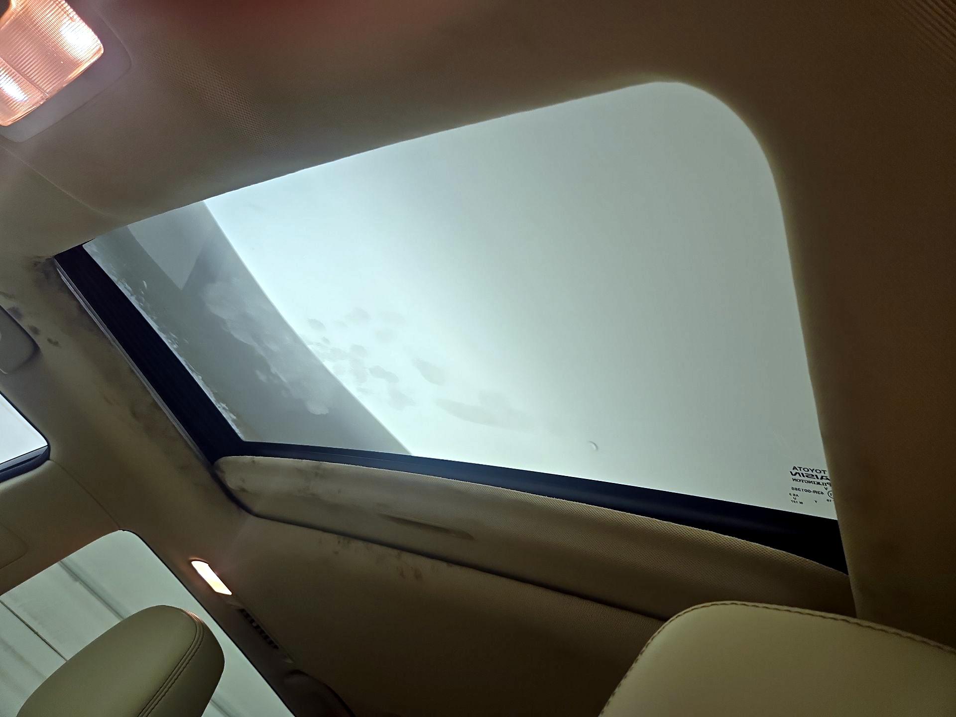 Thumbnail: 2016 Toyota Highlander - 20