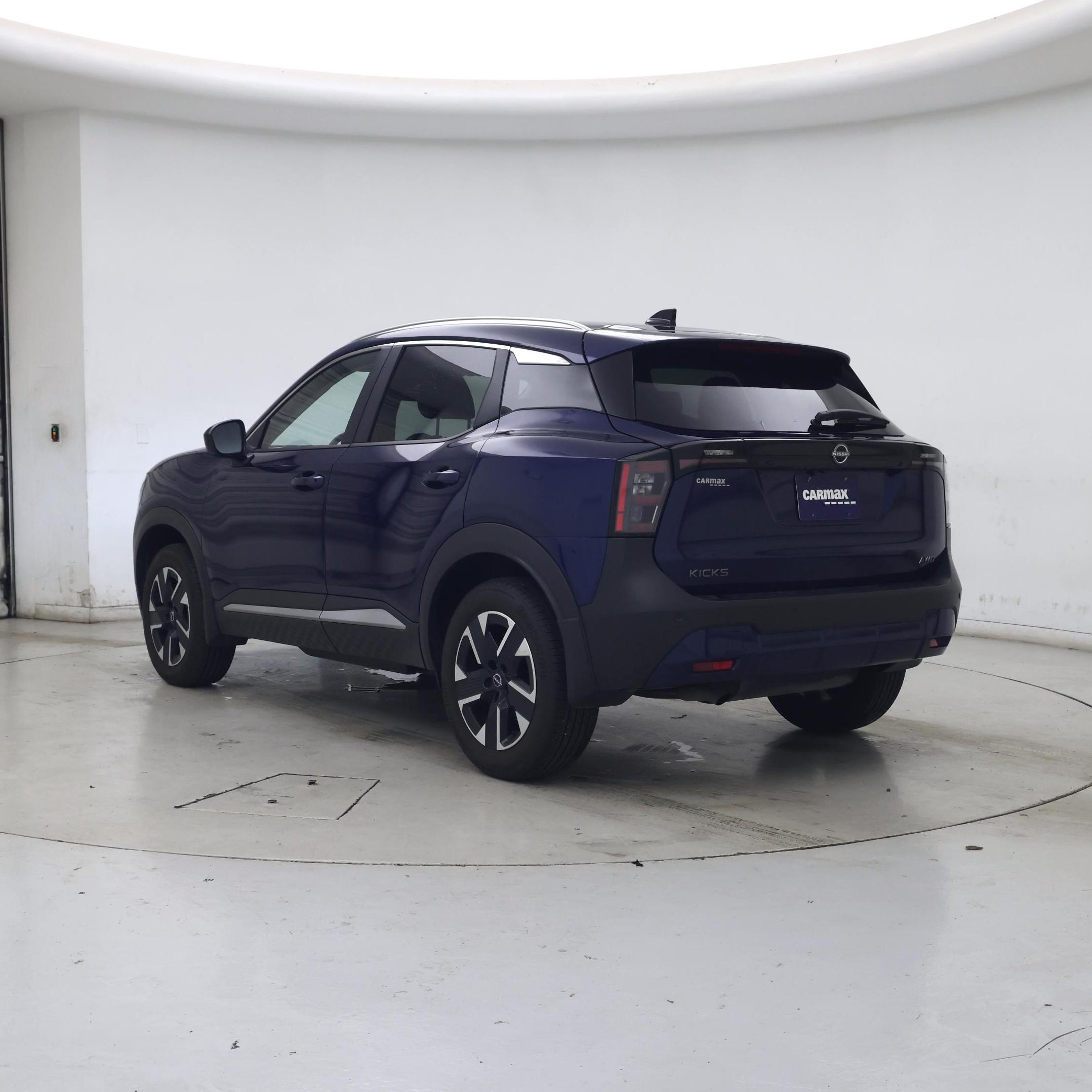 Thumbnail: 2026 Nissan Kicks - 2