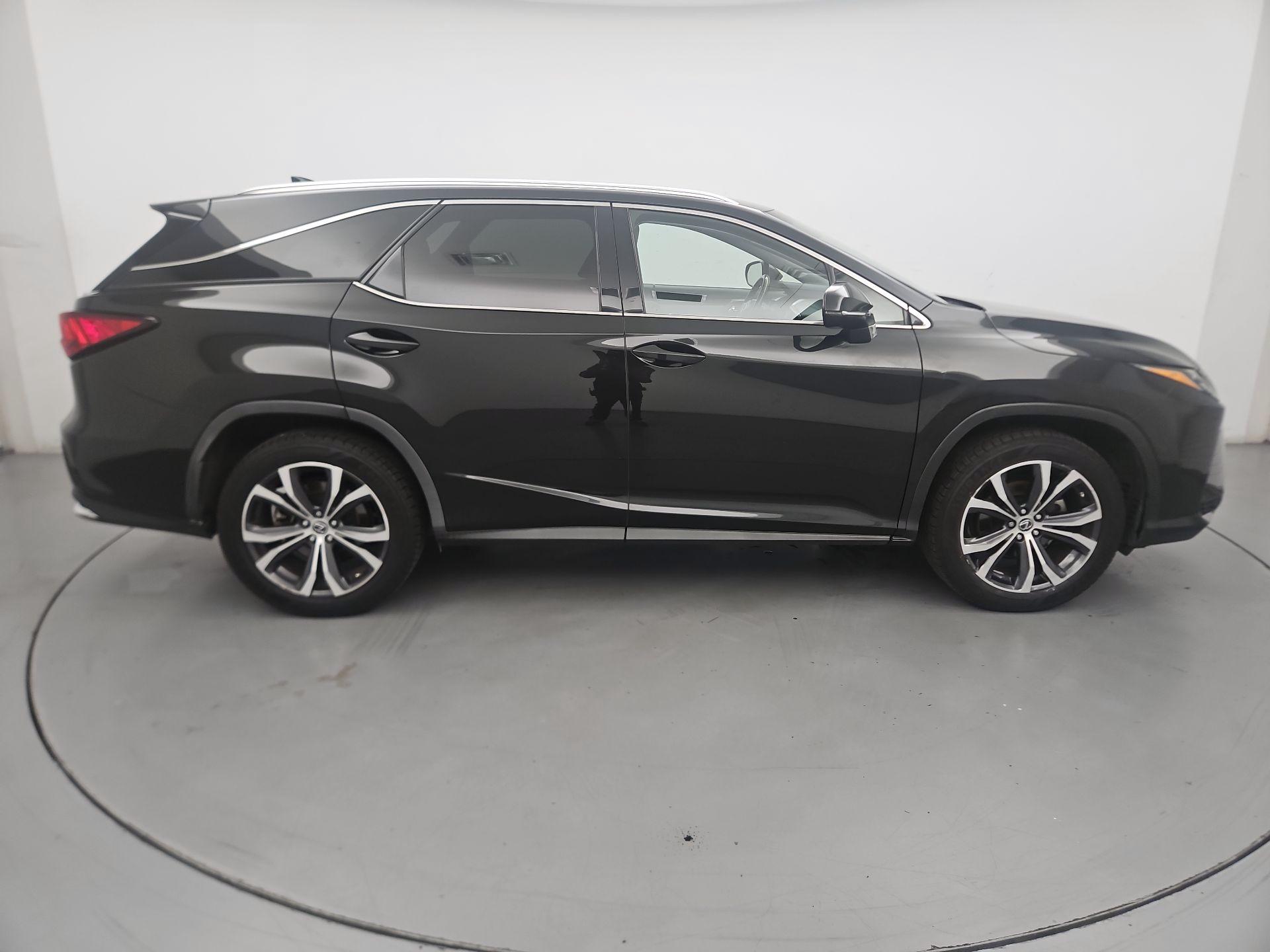 Thumbnail: 2018 Lexus RX - 4