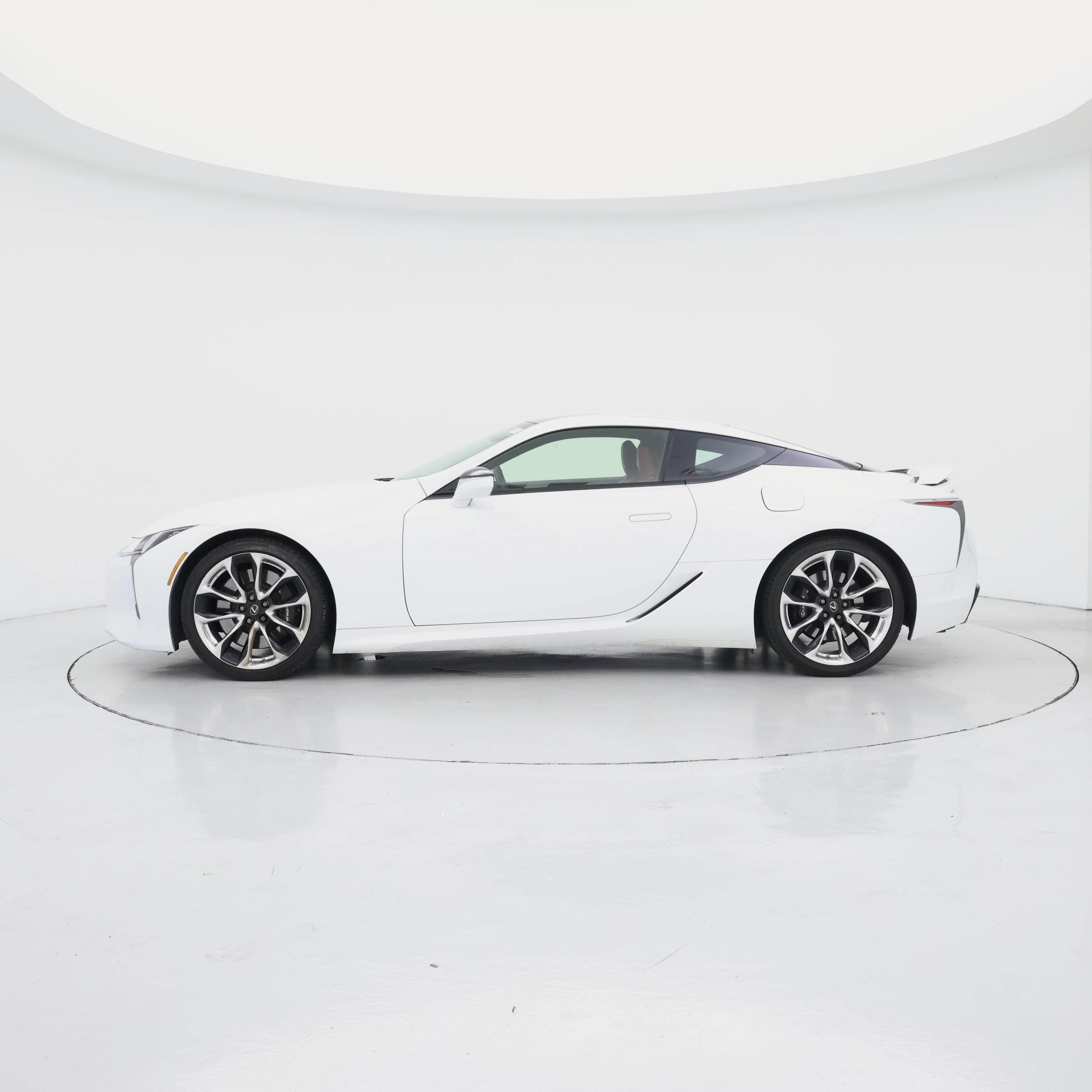 Thumbnail: 2022 Lexus LC - 3