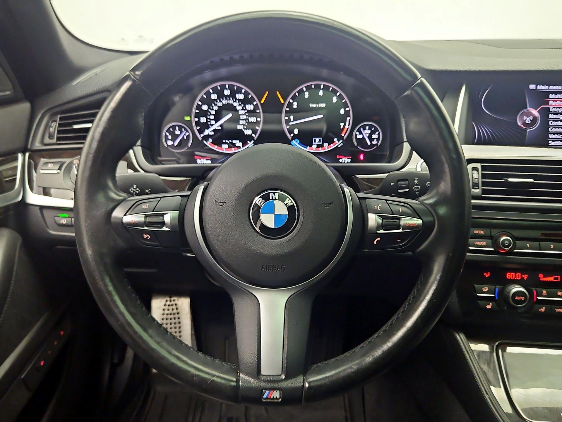 Thumbnail: 2015 BMW 5 Series - 10
