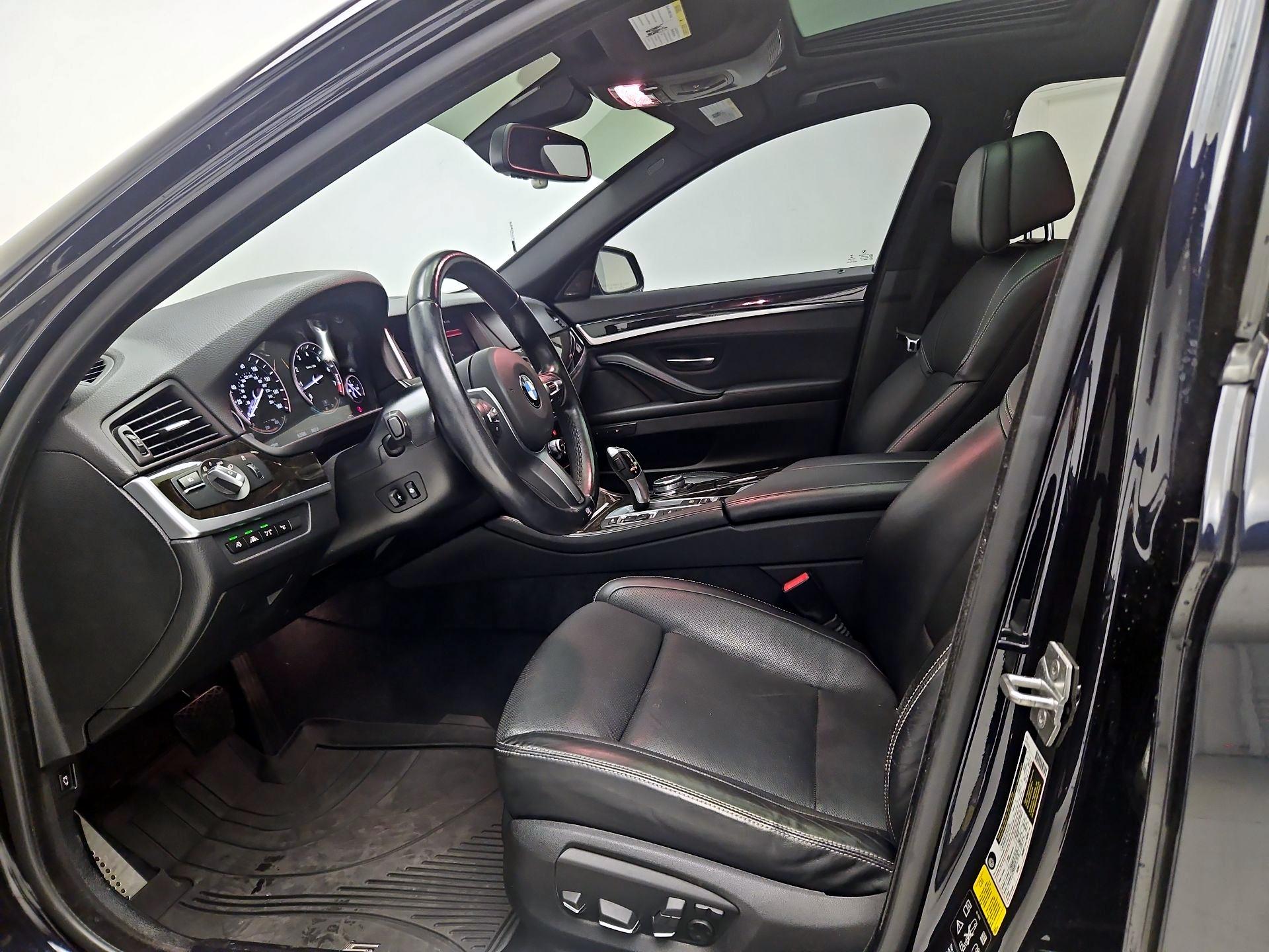 Thumbnail: 2015 BMW 5 Series - 11