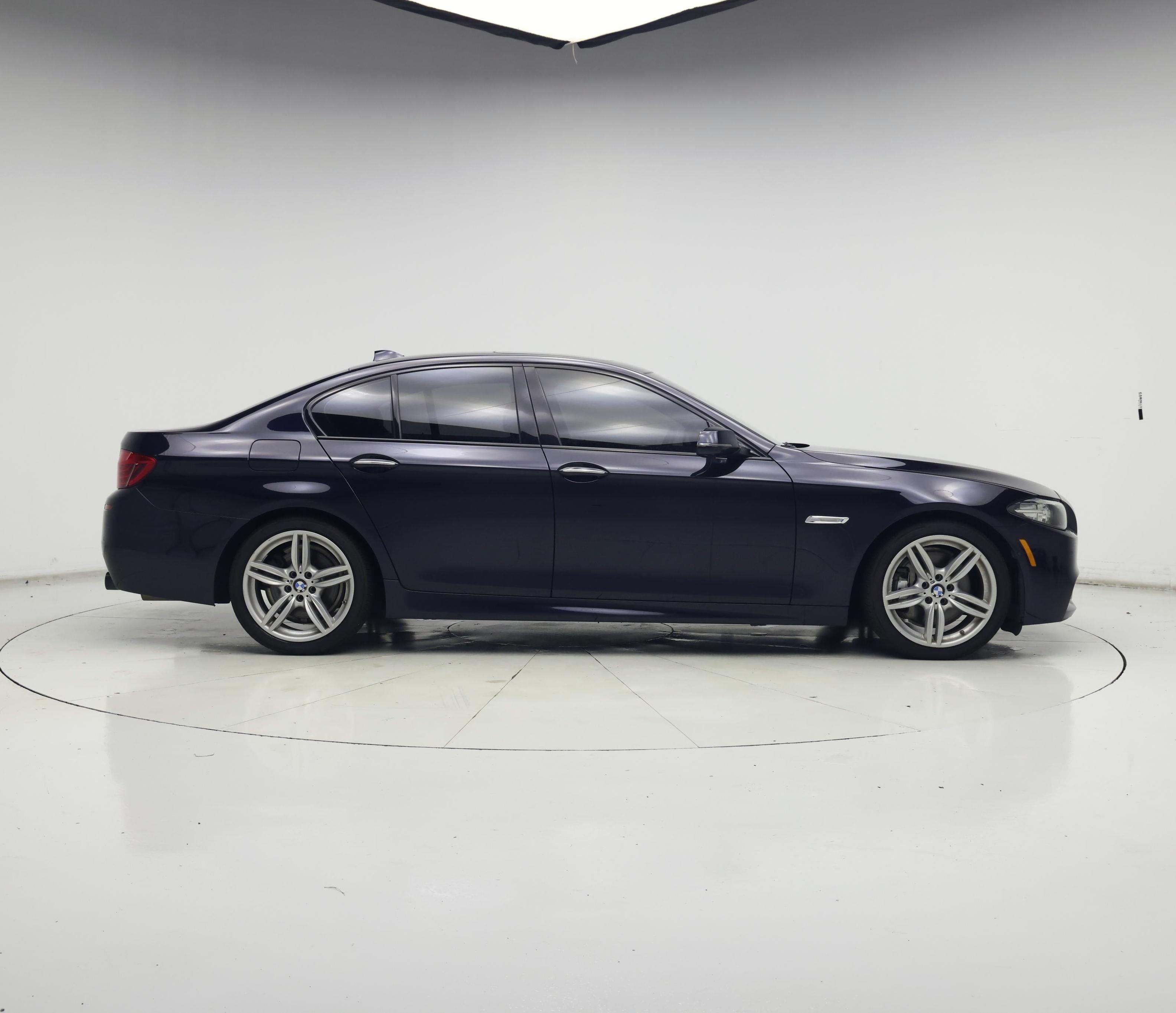 Thumbnail: 2015 BMW 5 Series - 7