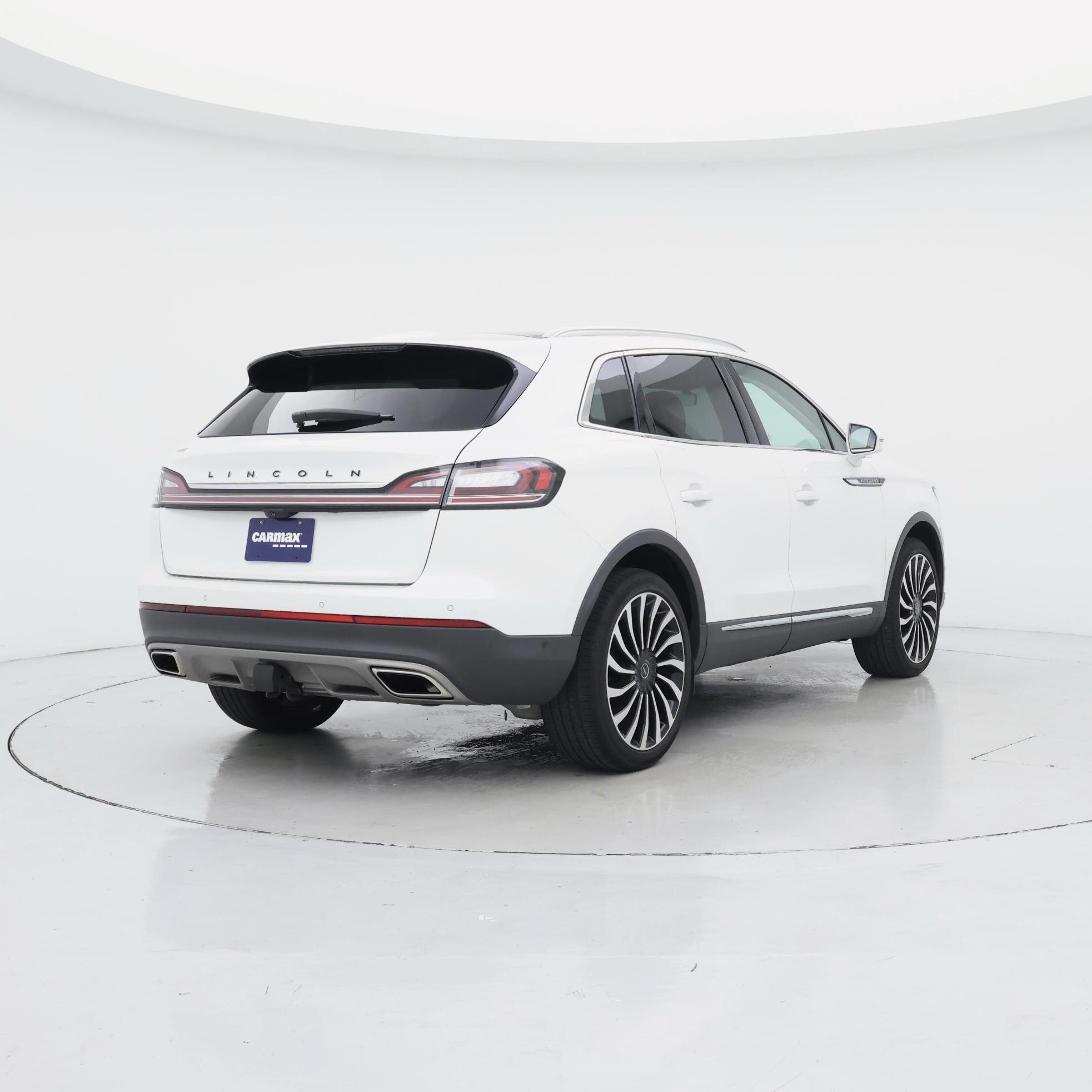 Thumbnail: 2022 Lincoln Nautilus - 8