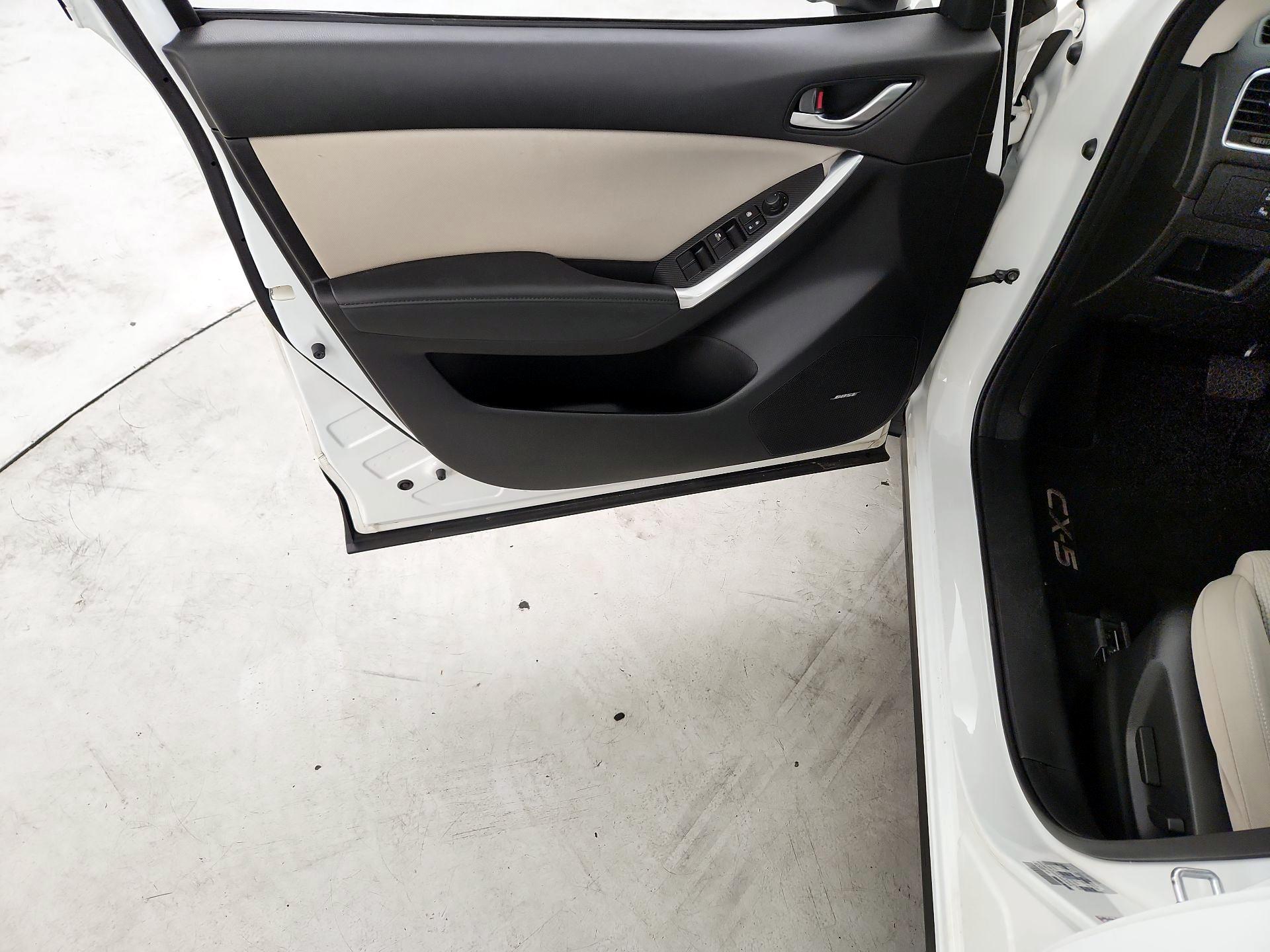 Thumbnail: 2016 Mazda CX-5 - 12