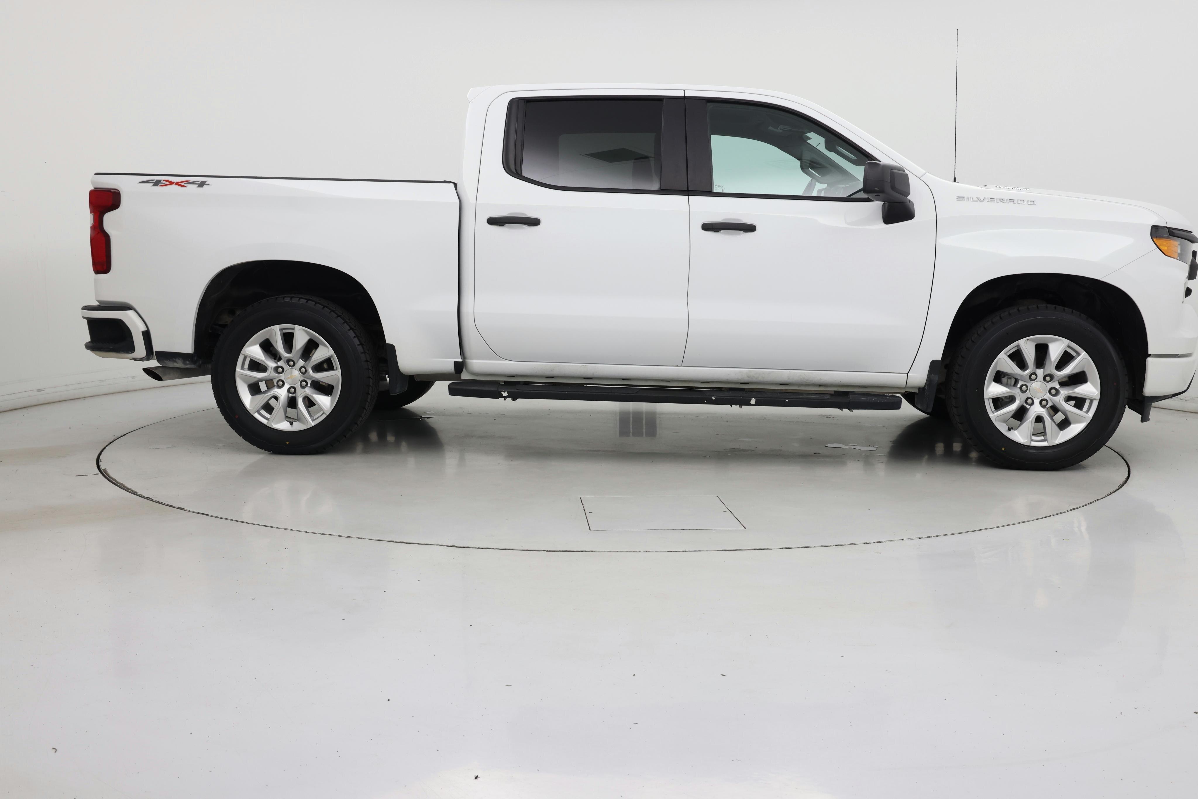 Thumbnail: 2024 Chevrolet Silverado 1500 - 7