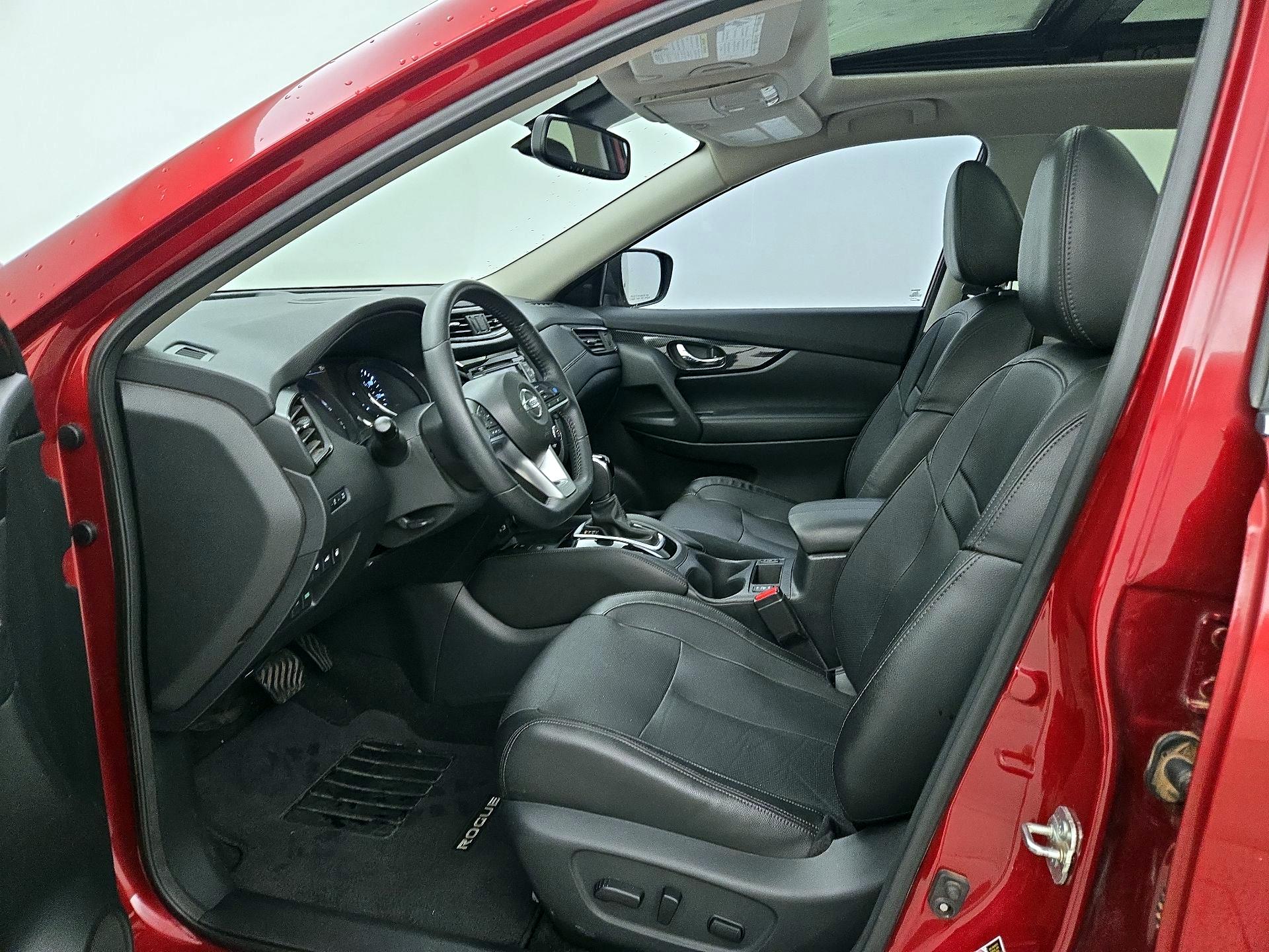 Thumbnail: 2020 Nissan Rogue - 11