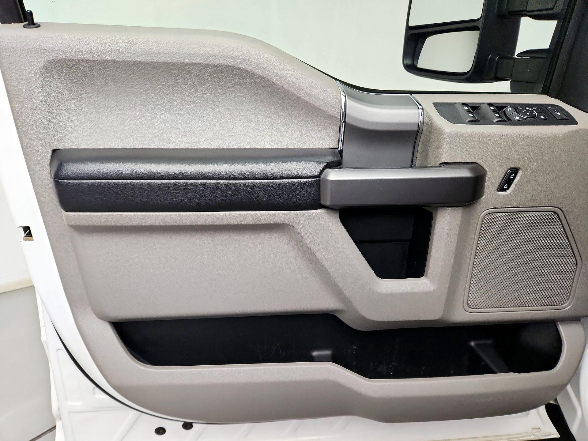 Thumbnail: 2021 Ford F-350 - 12