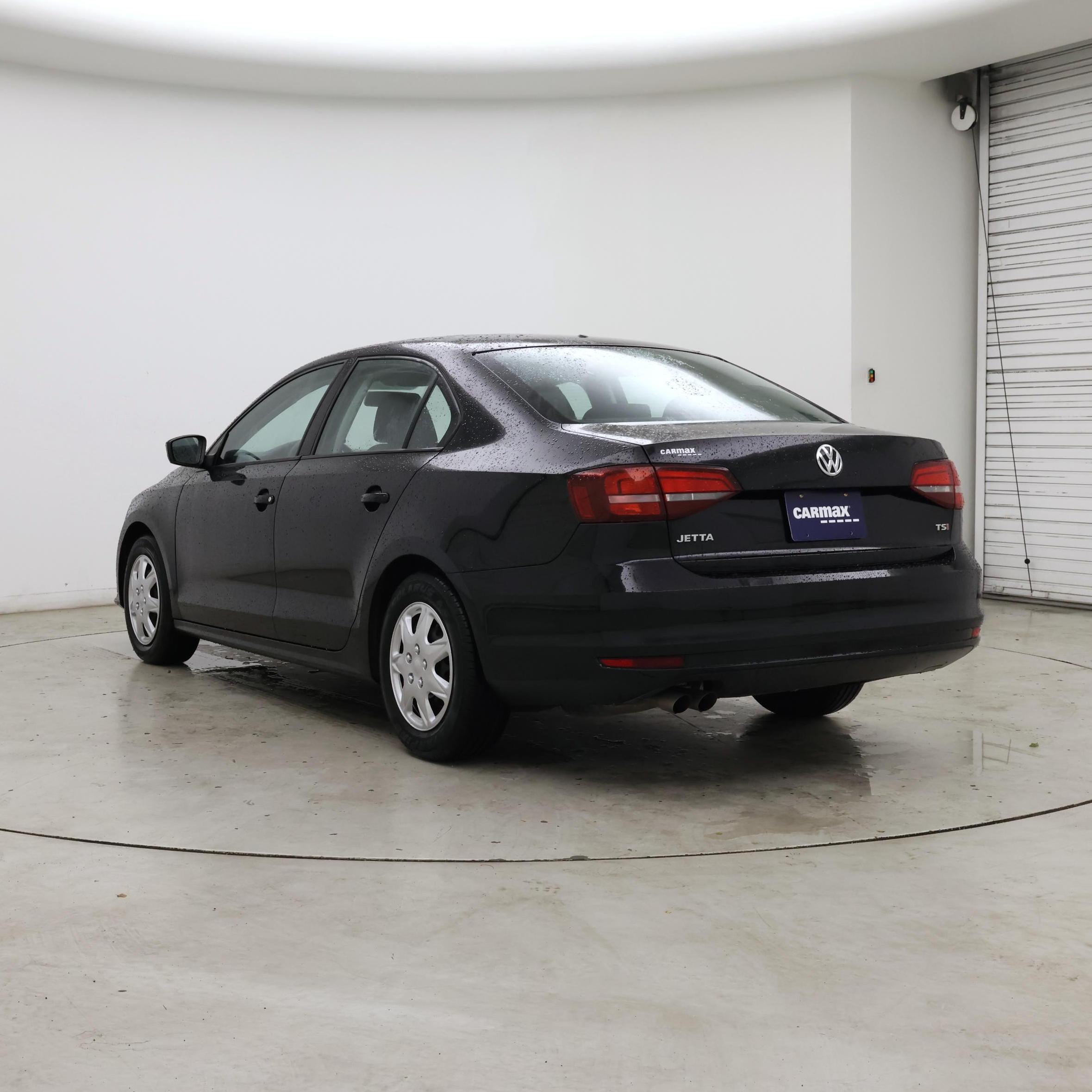 Thumbnail: 2016 Volkswagen Jetta - 2